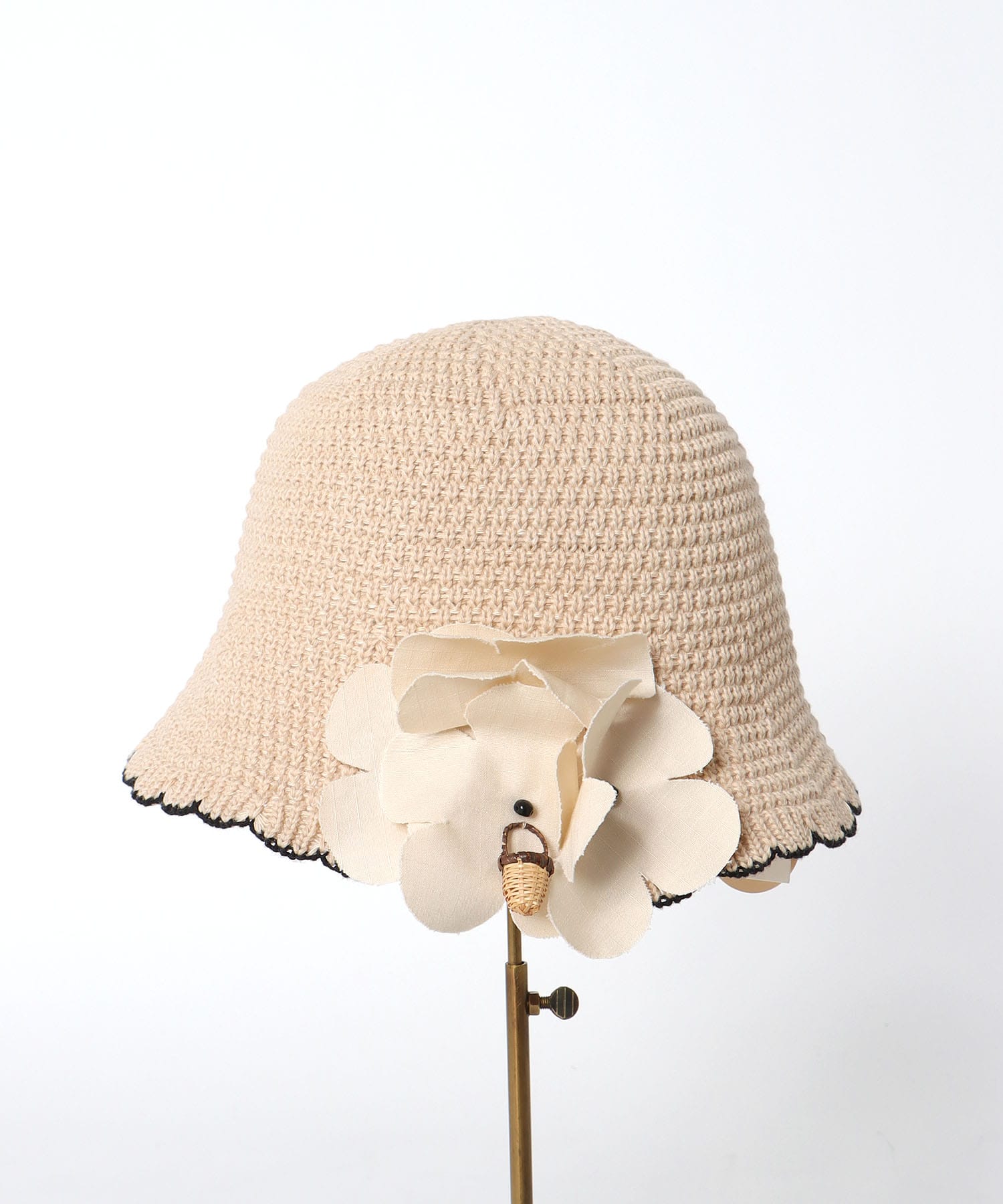 ＜一部店舗・WEB限定＞花とカゴチューリップHat
