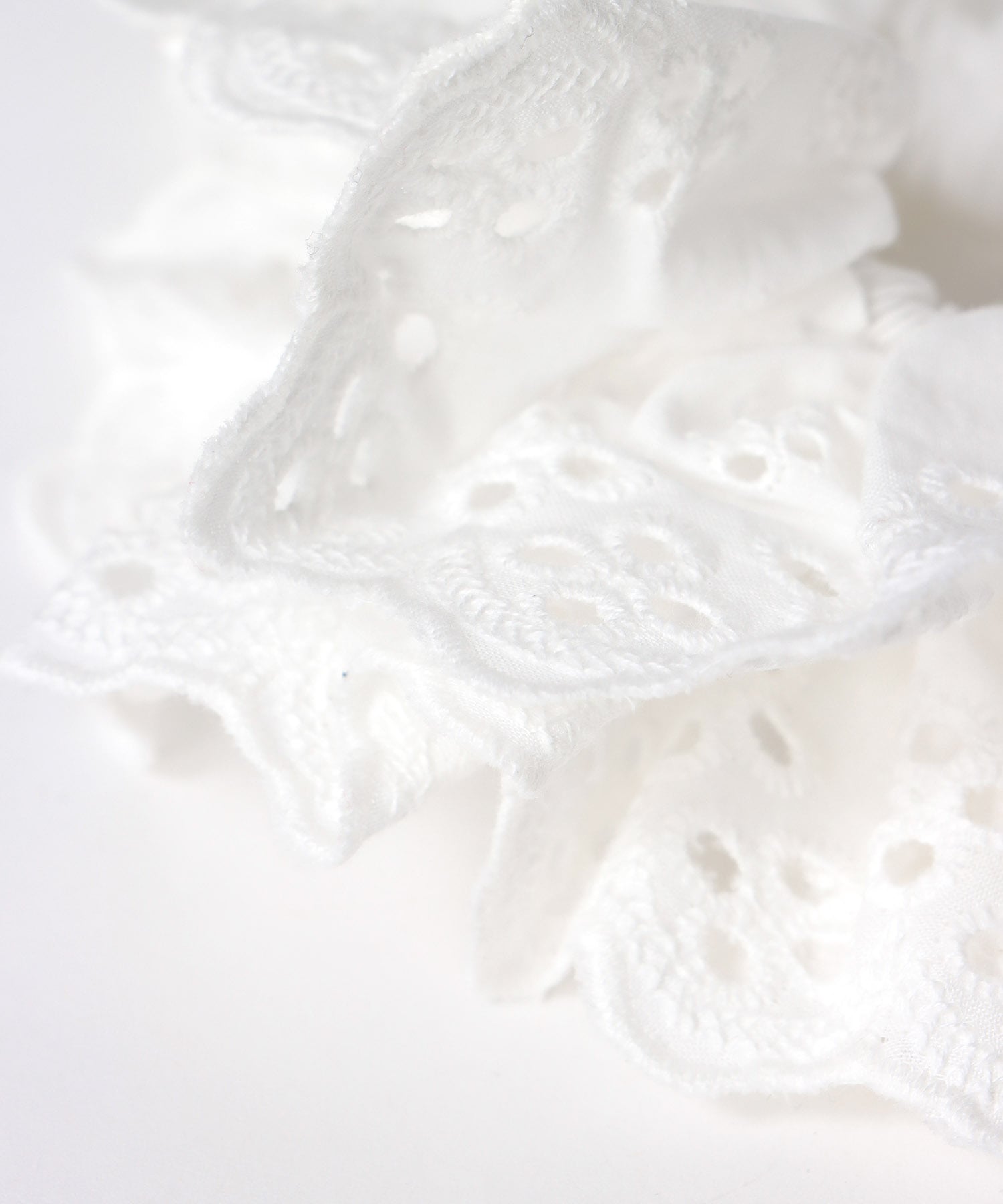 スカラップレースシュシュ