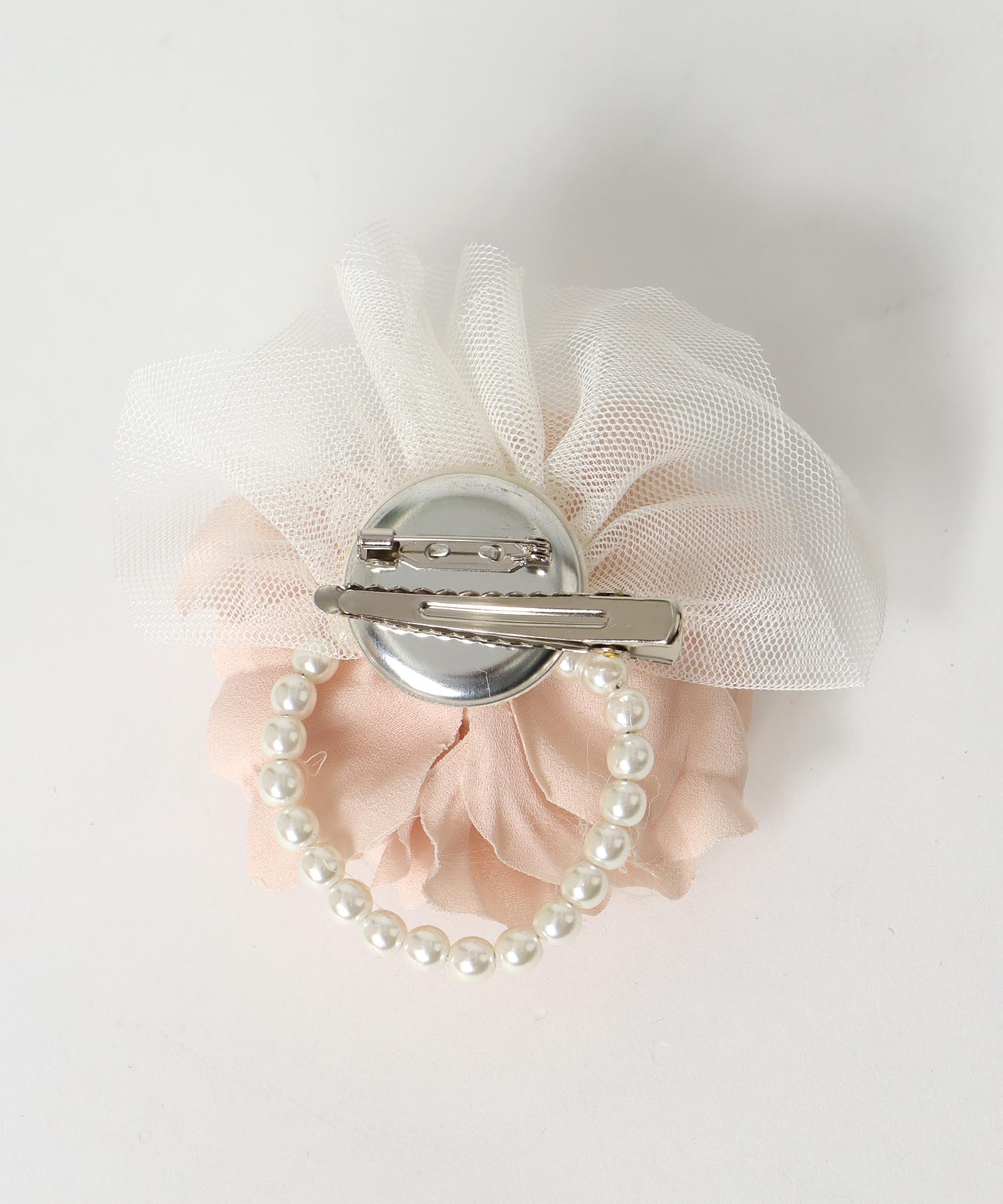 フリル×パールコサージュ