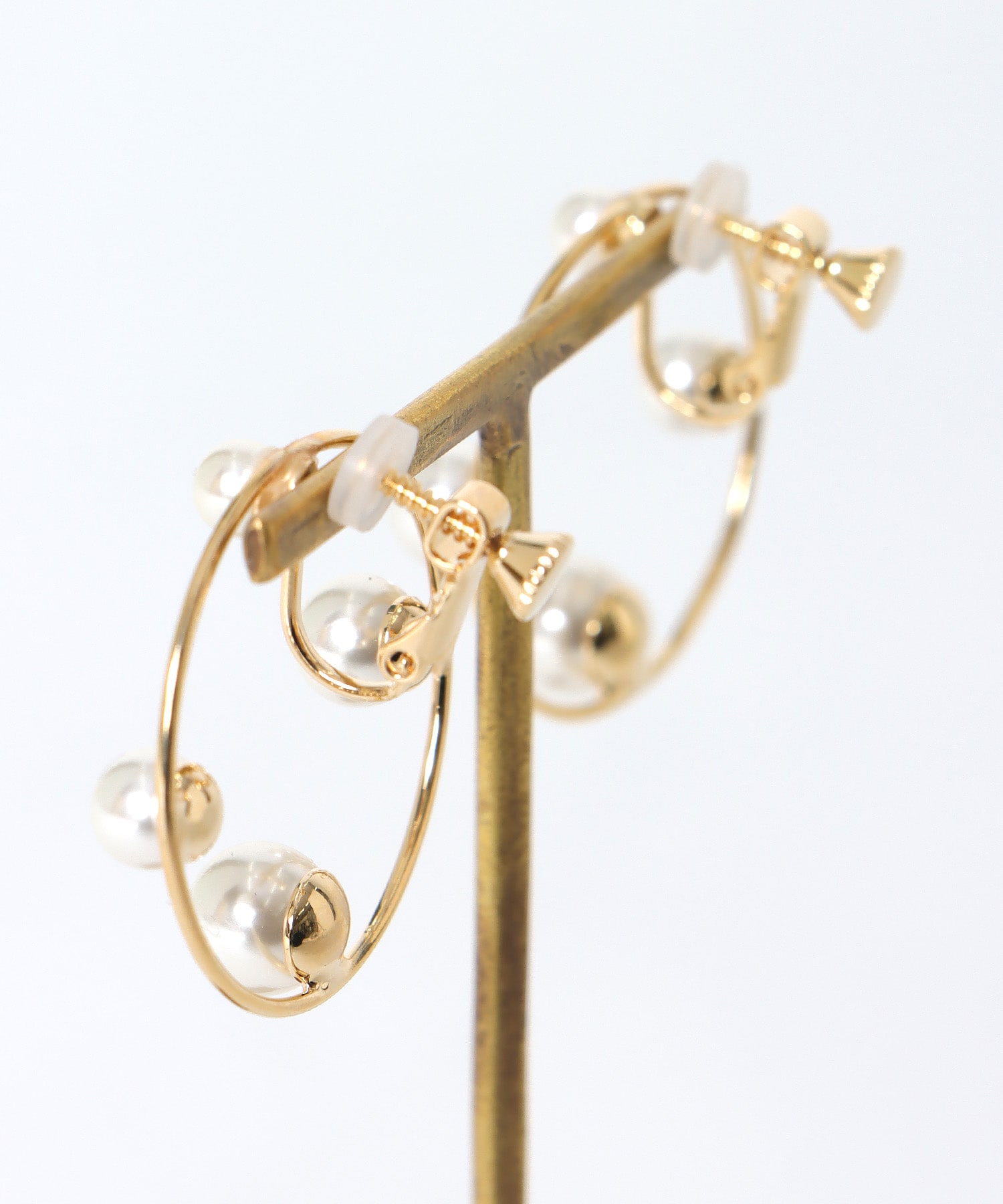 ドットパールフレームイヤリング