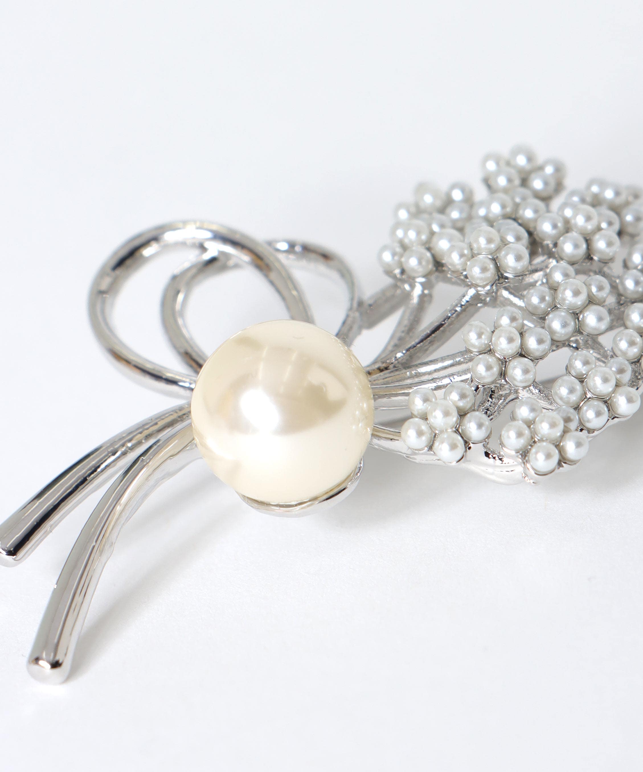 パールブーケブローチ