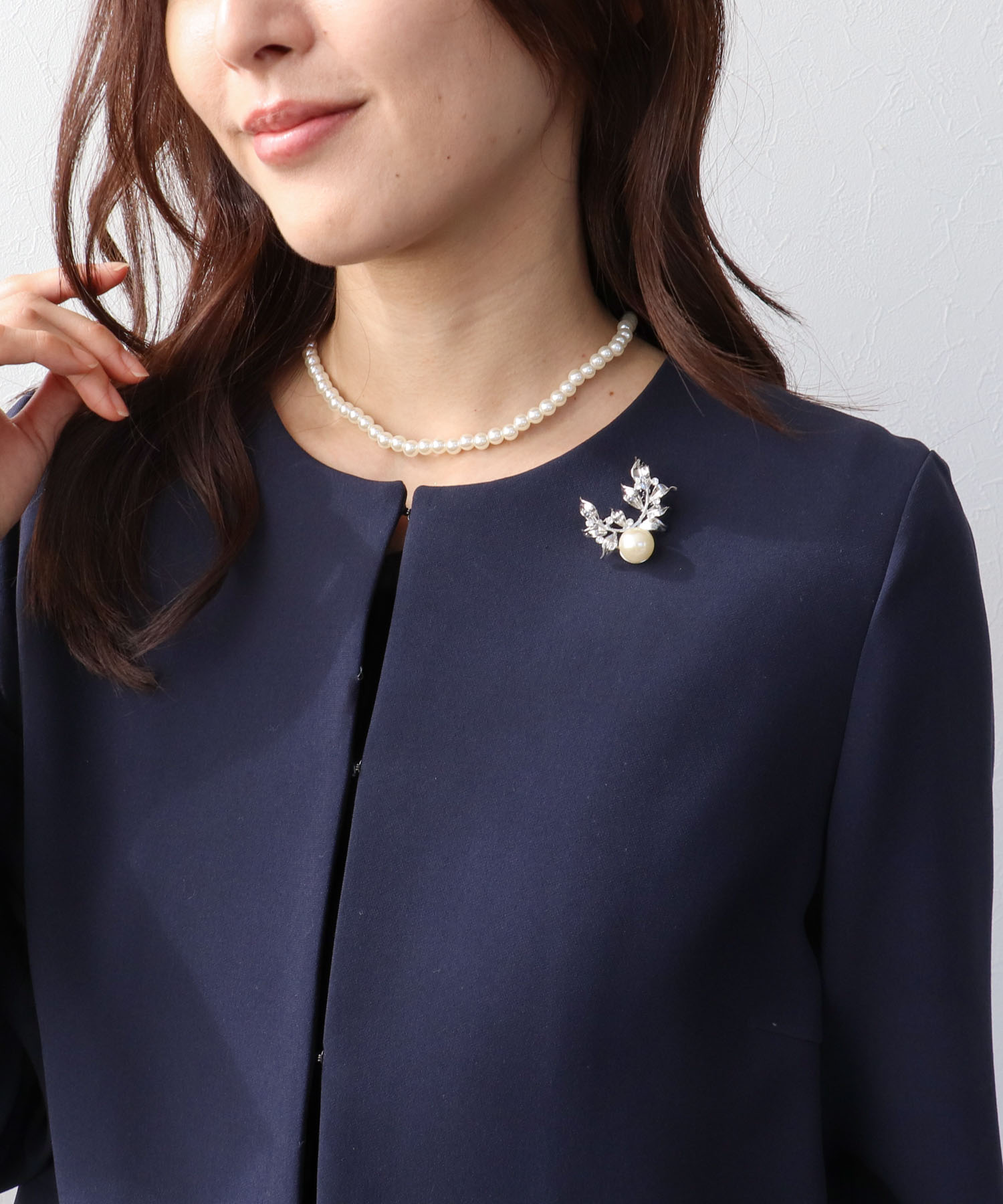 メタリーフパールブローチ