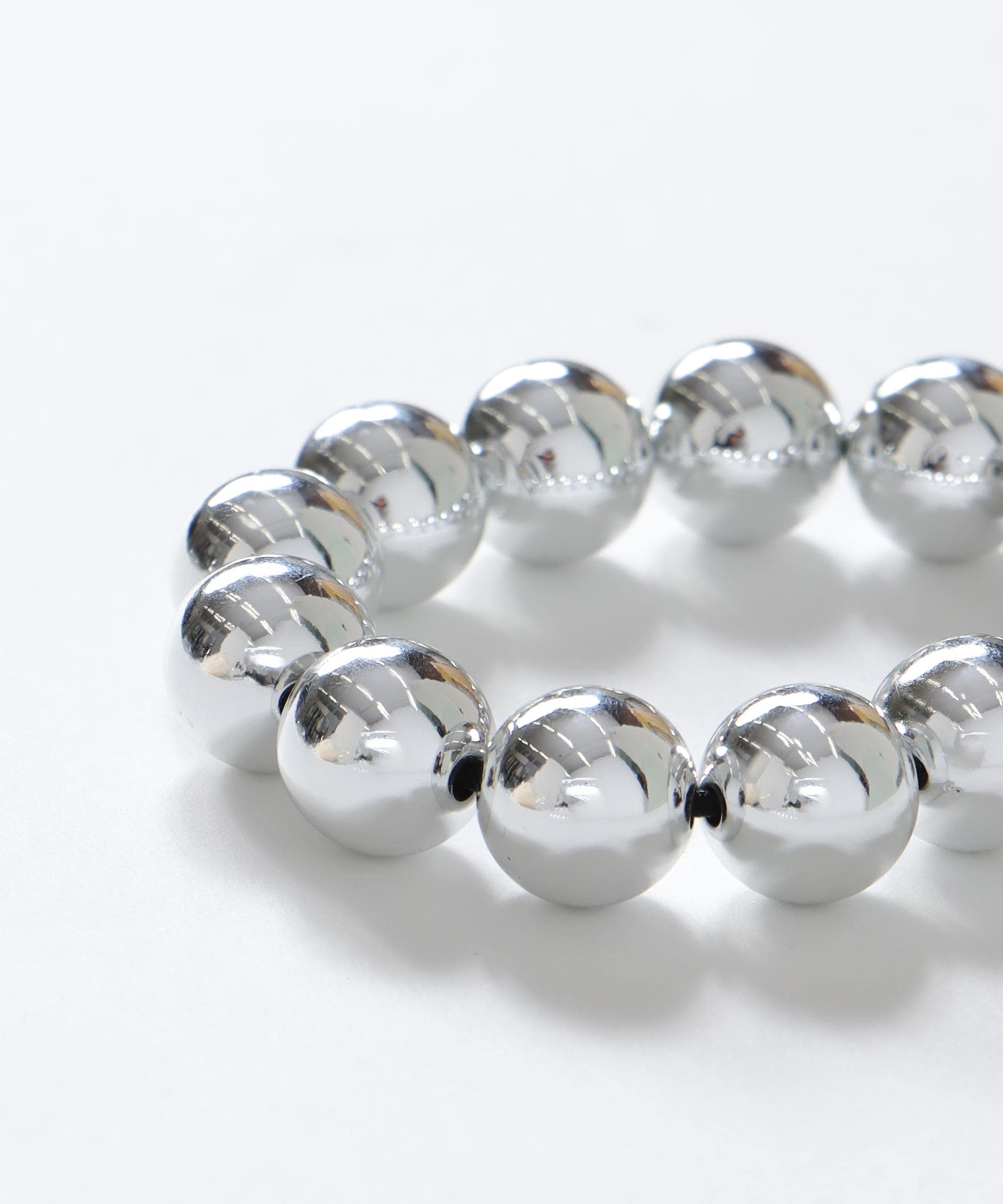 ボールヘアゴムブレス