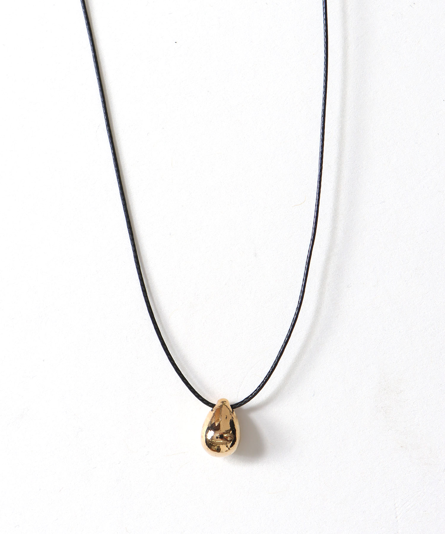 メタルドロップヒモネックレス