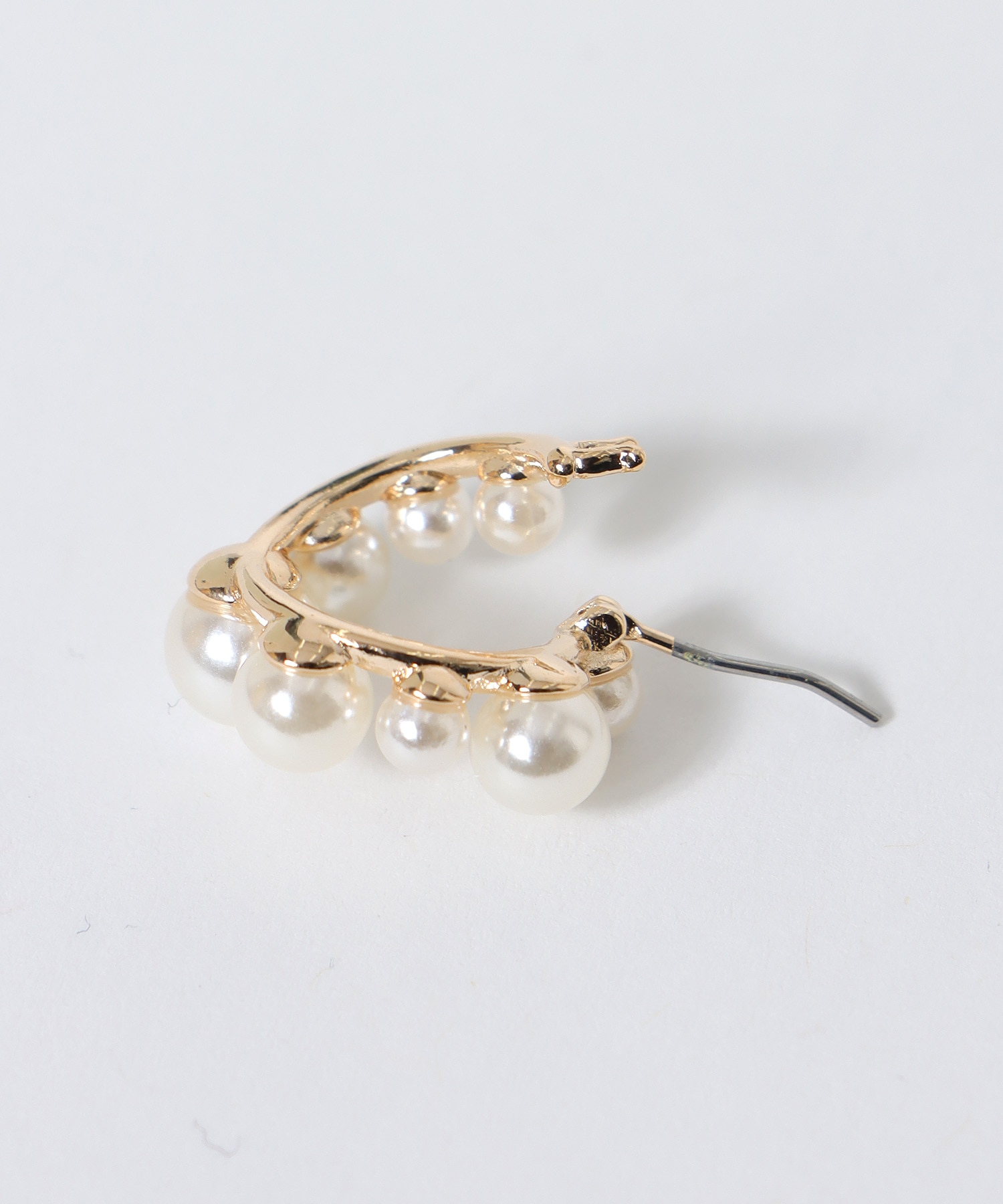 パールラウンドワンタッチピアス