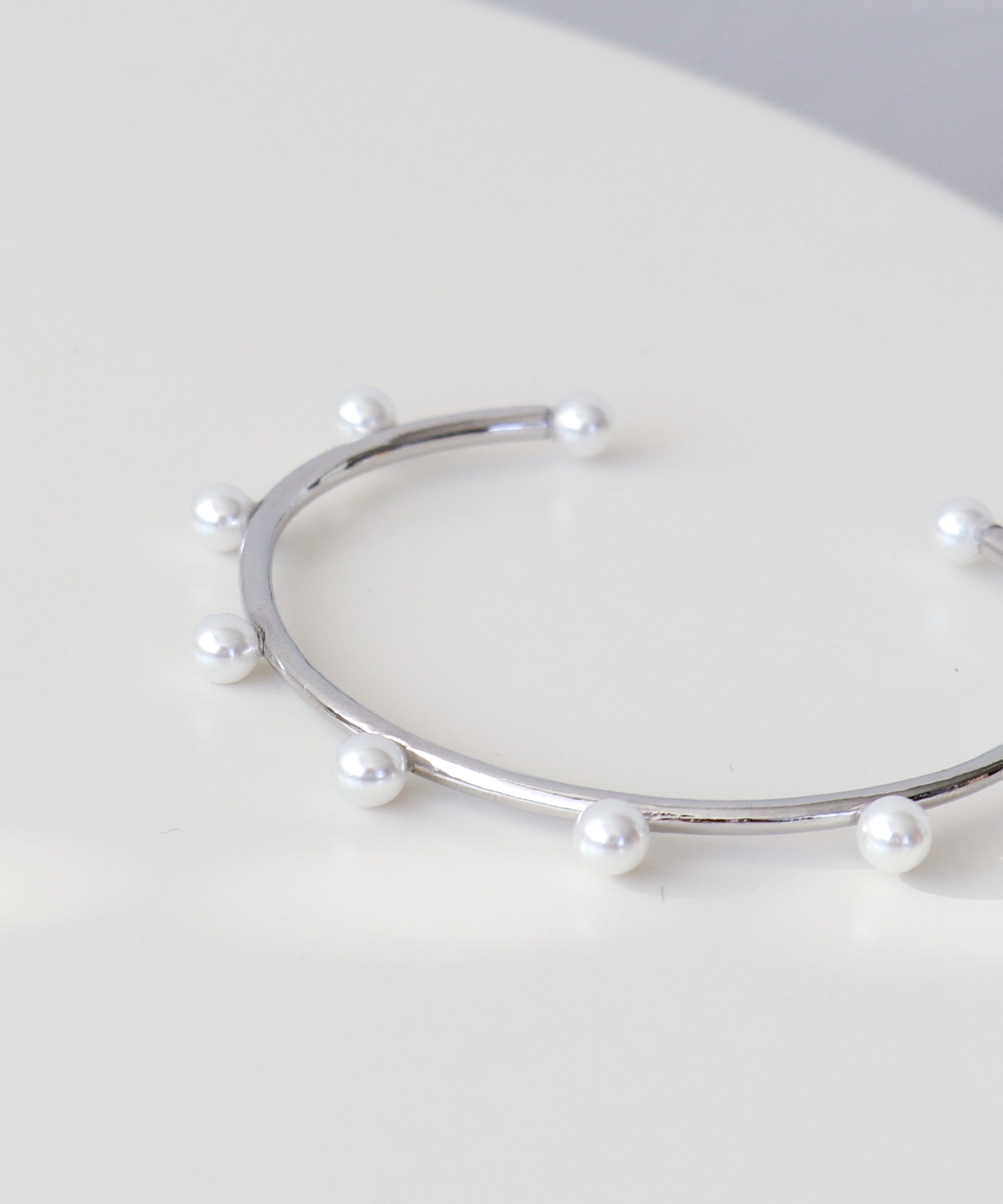 ドットパールバングル