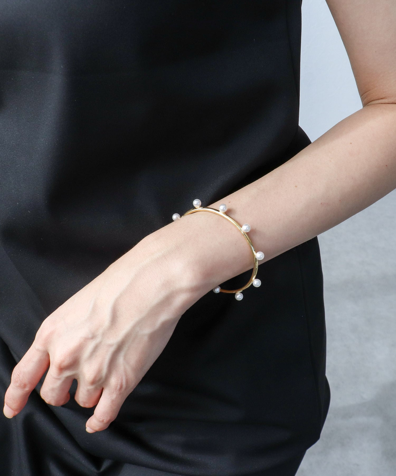 ドットパールバングル