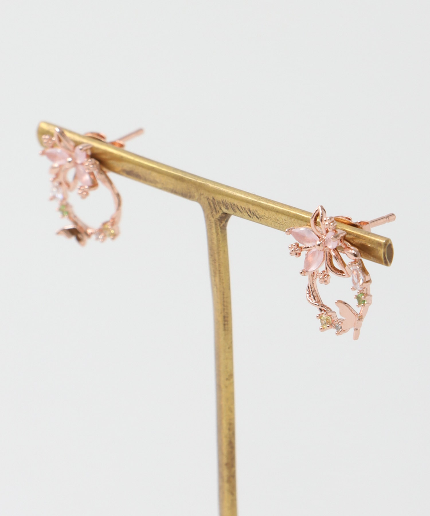 桜リースピアス
