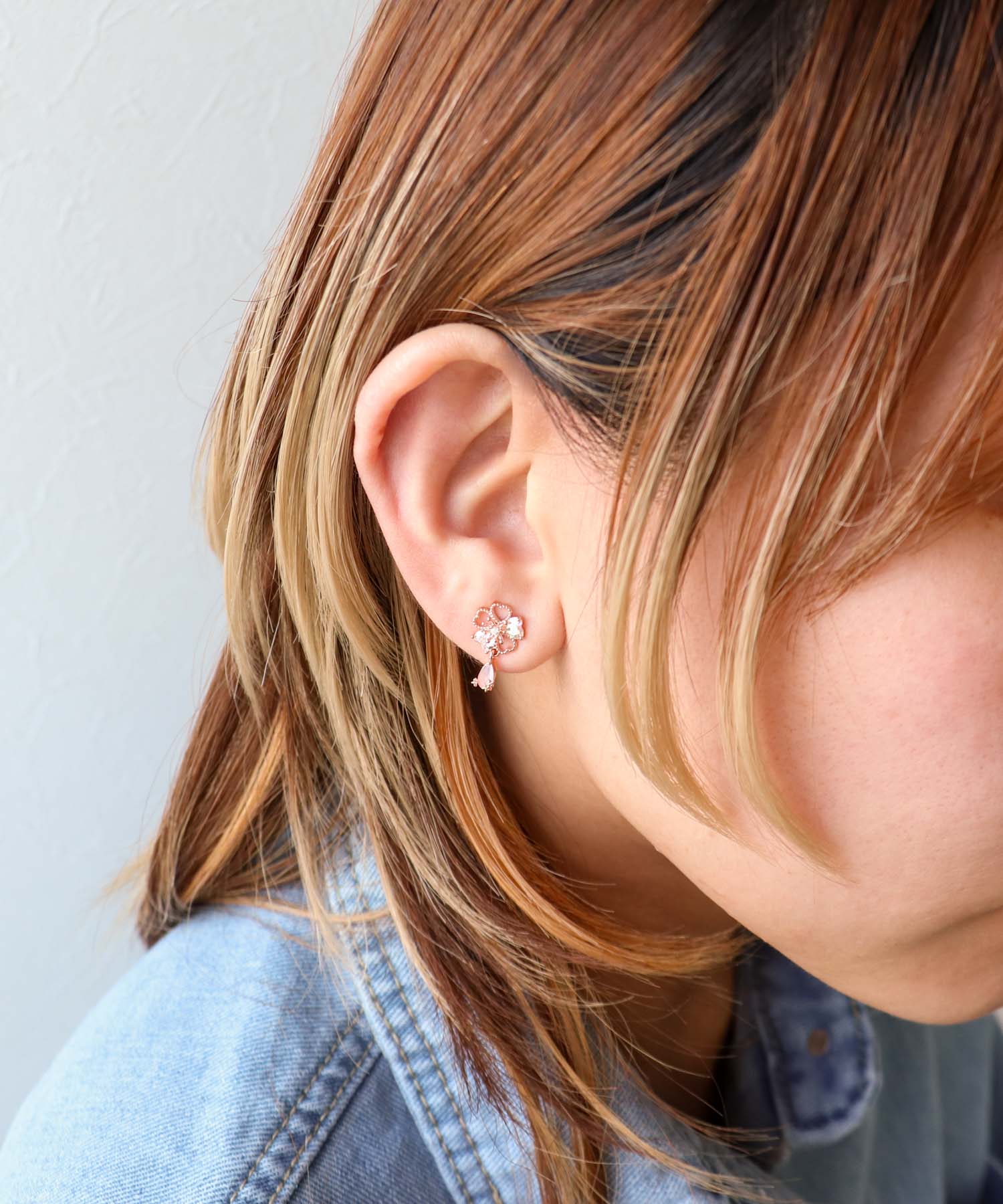 桜ドロップピアス