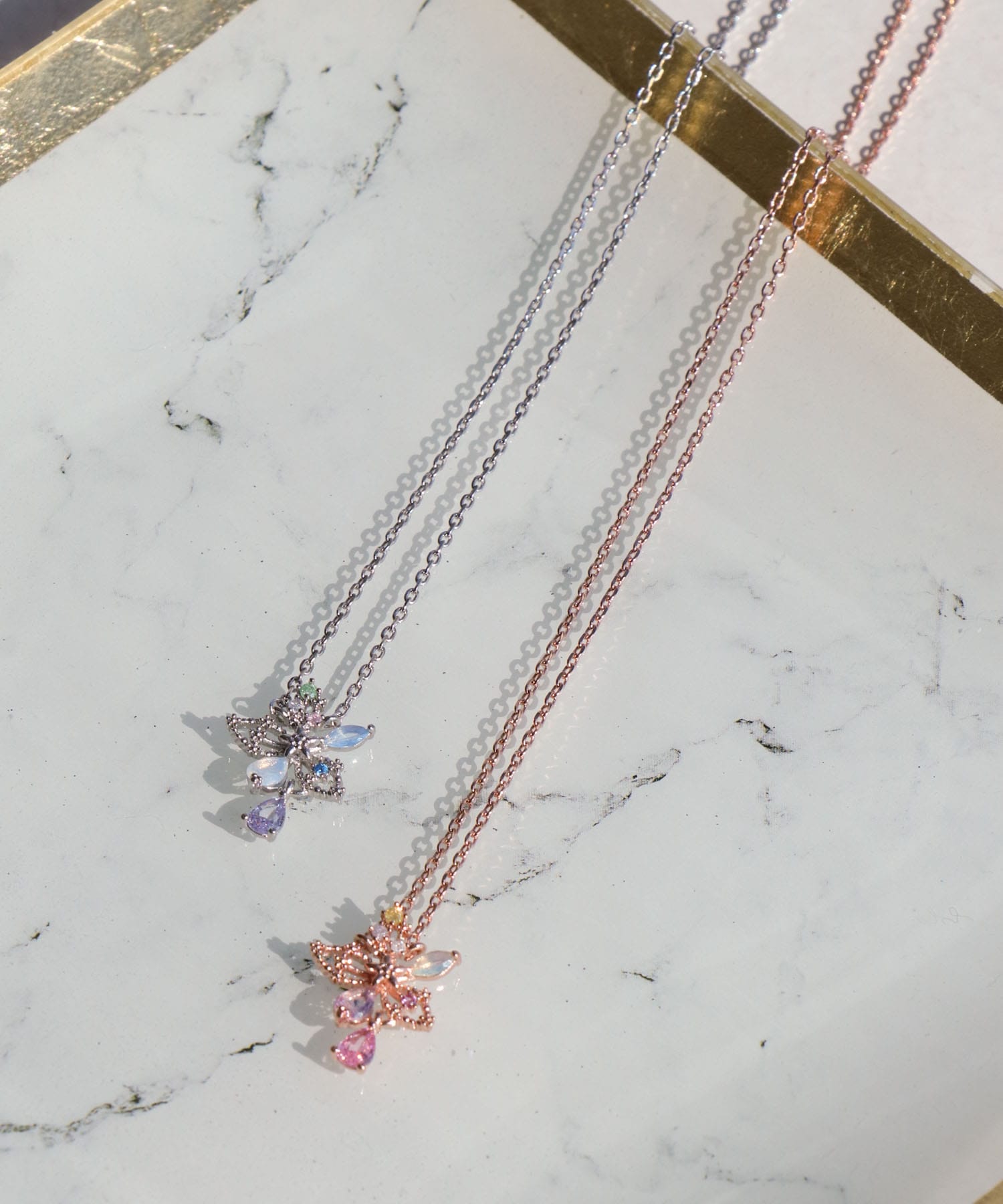 ビジュSAKURAネックレス