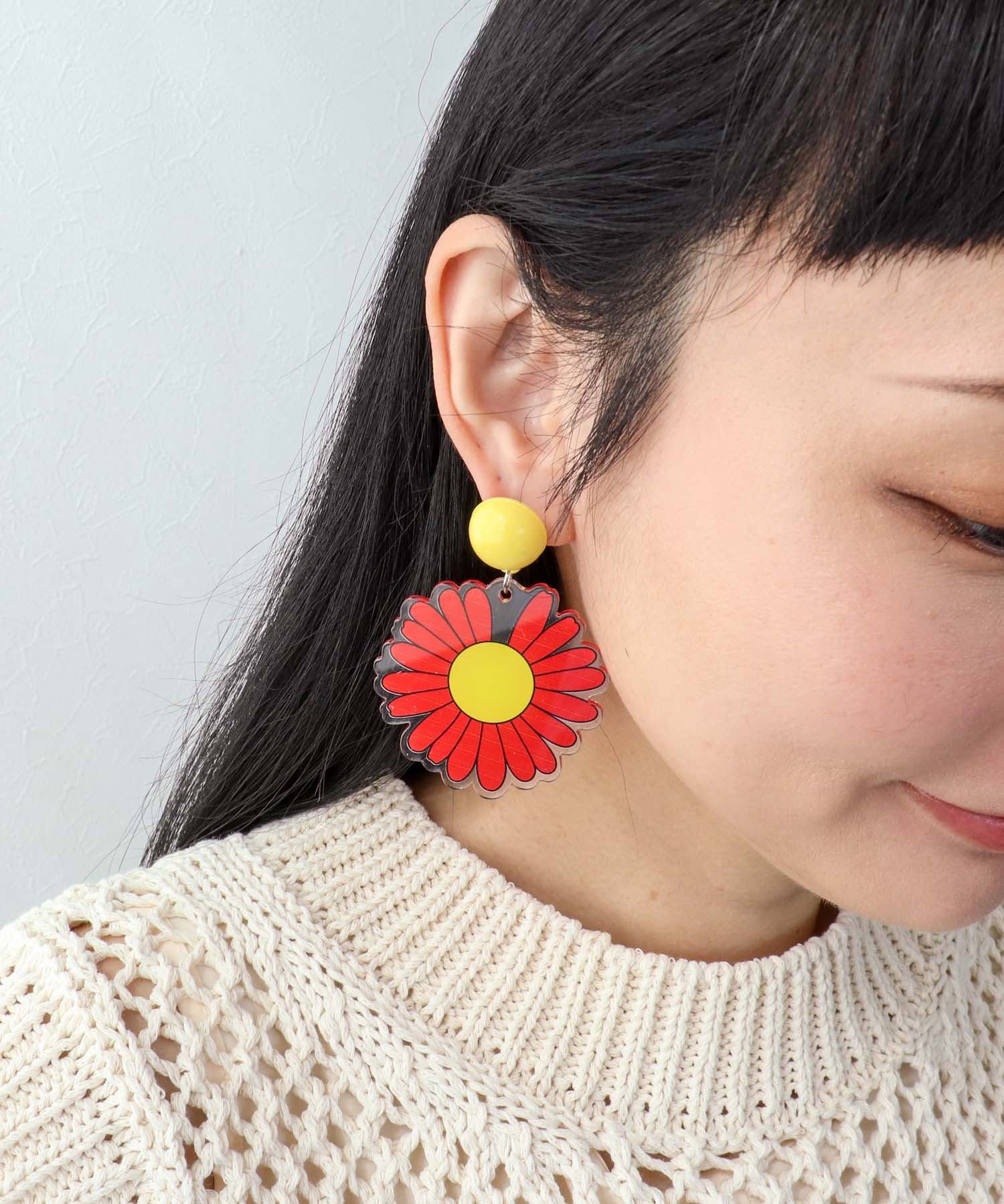 アクリルプリントフラワーピアス