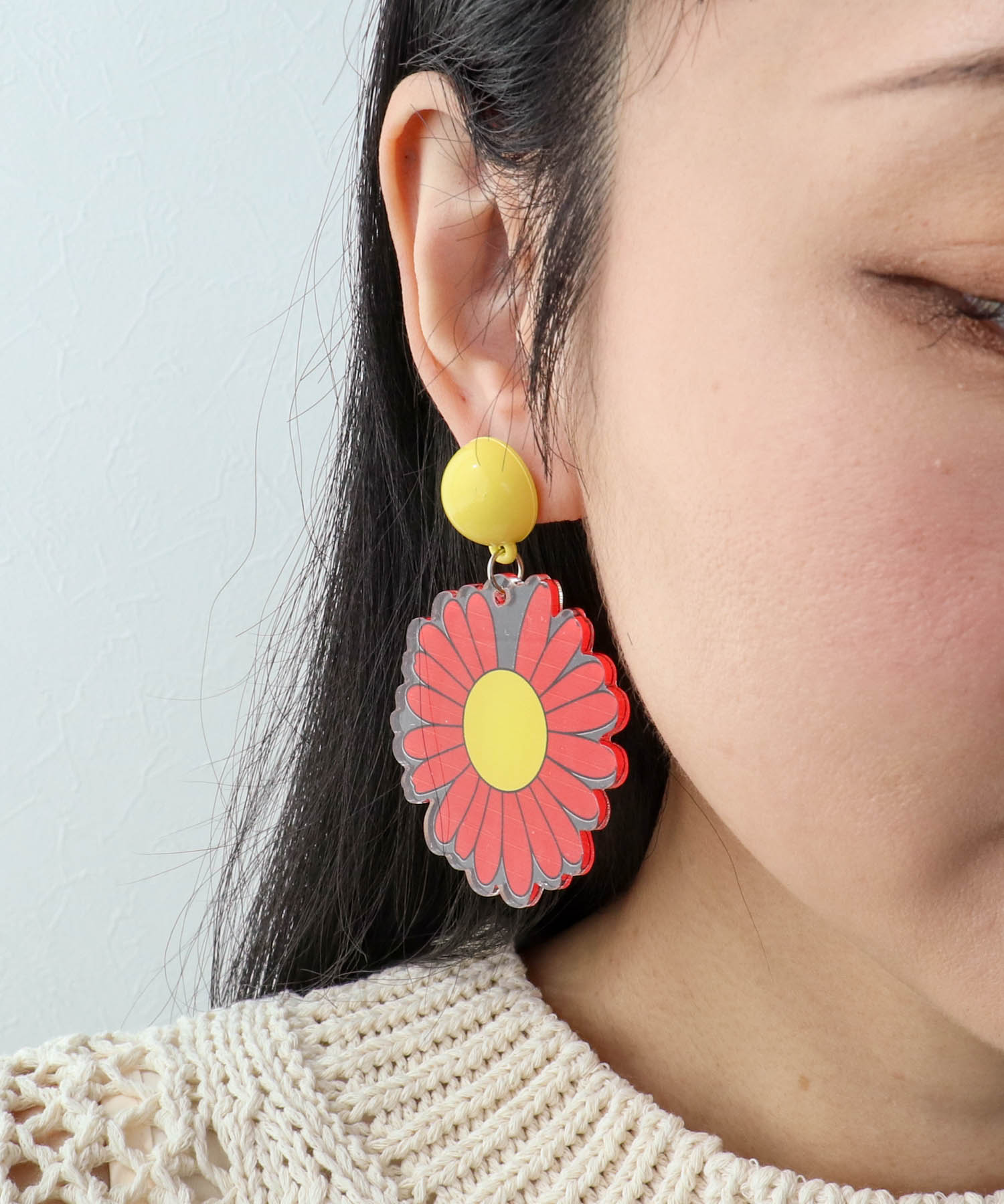 アクリルプリントフラワーピアス