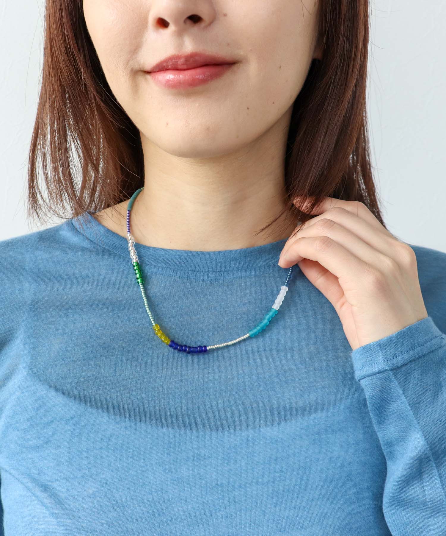 マルチビーズネックレス
