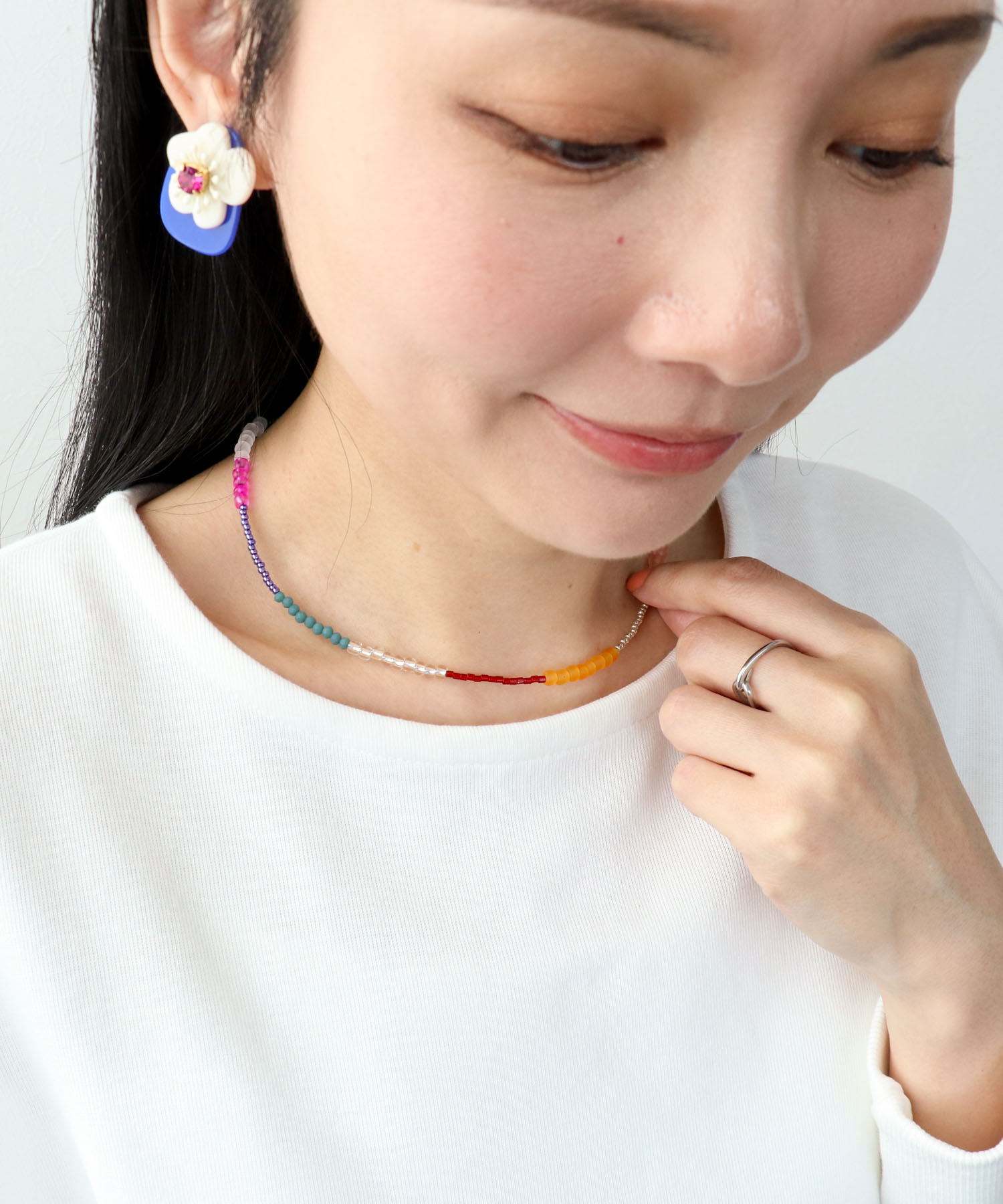 マルチビーズネックレス