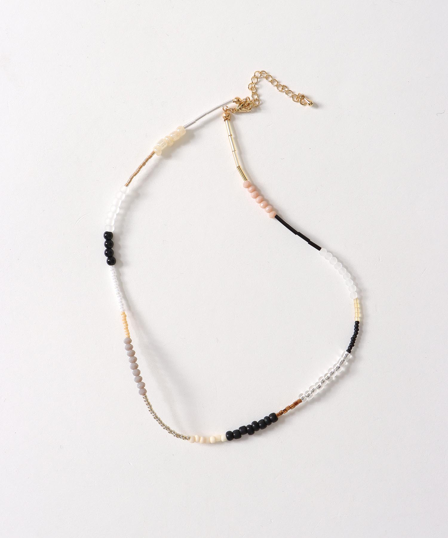 マルチビーズネックレス