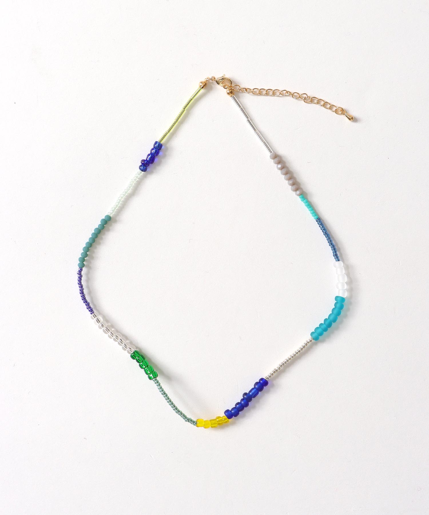 マルチビーズネックレス
