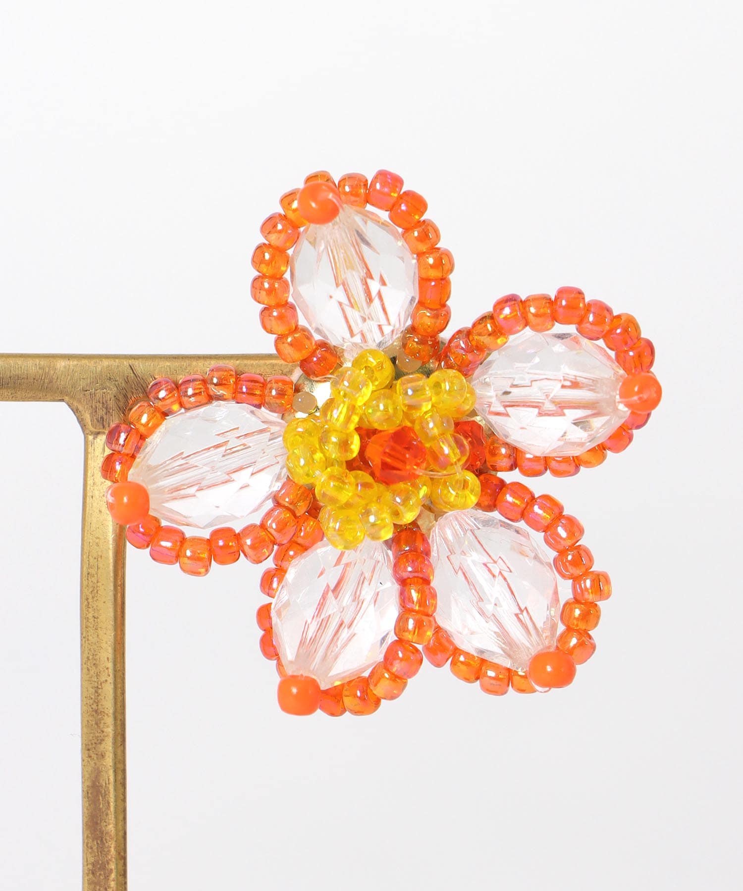 BIGビーズフラワーイヤリング