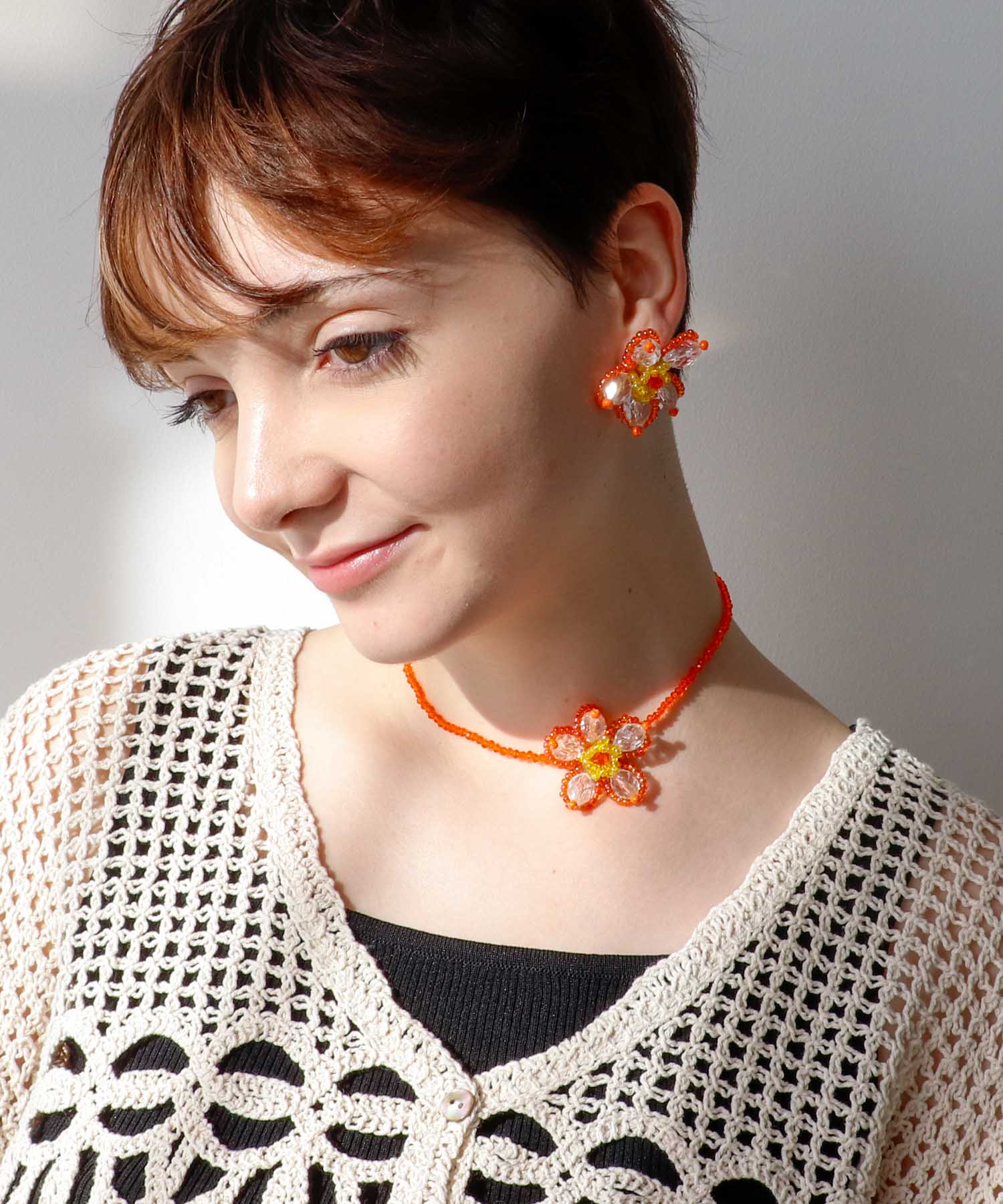 BIGビーズフラワーイヤリング