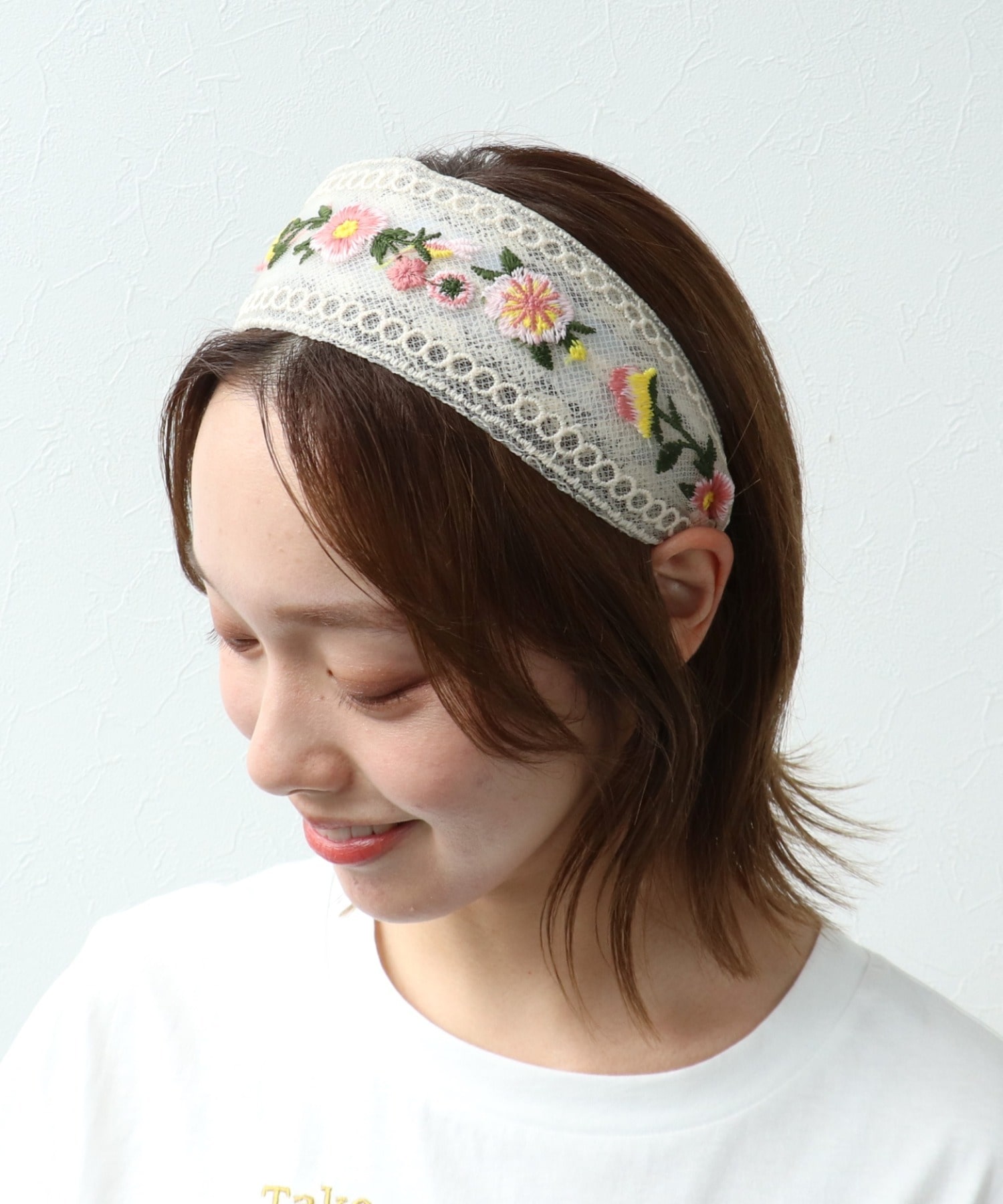 刺繍レースカチューシャ