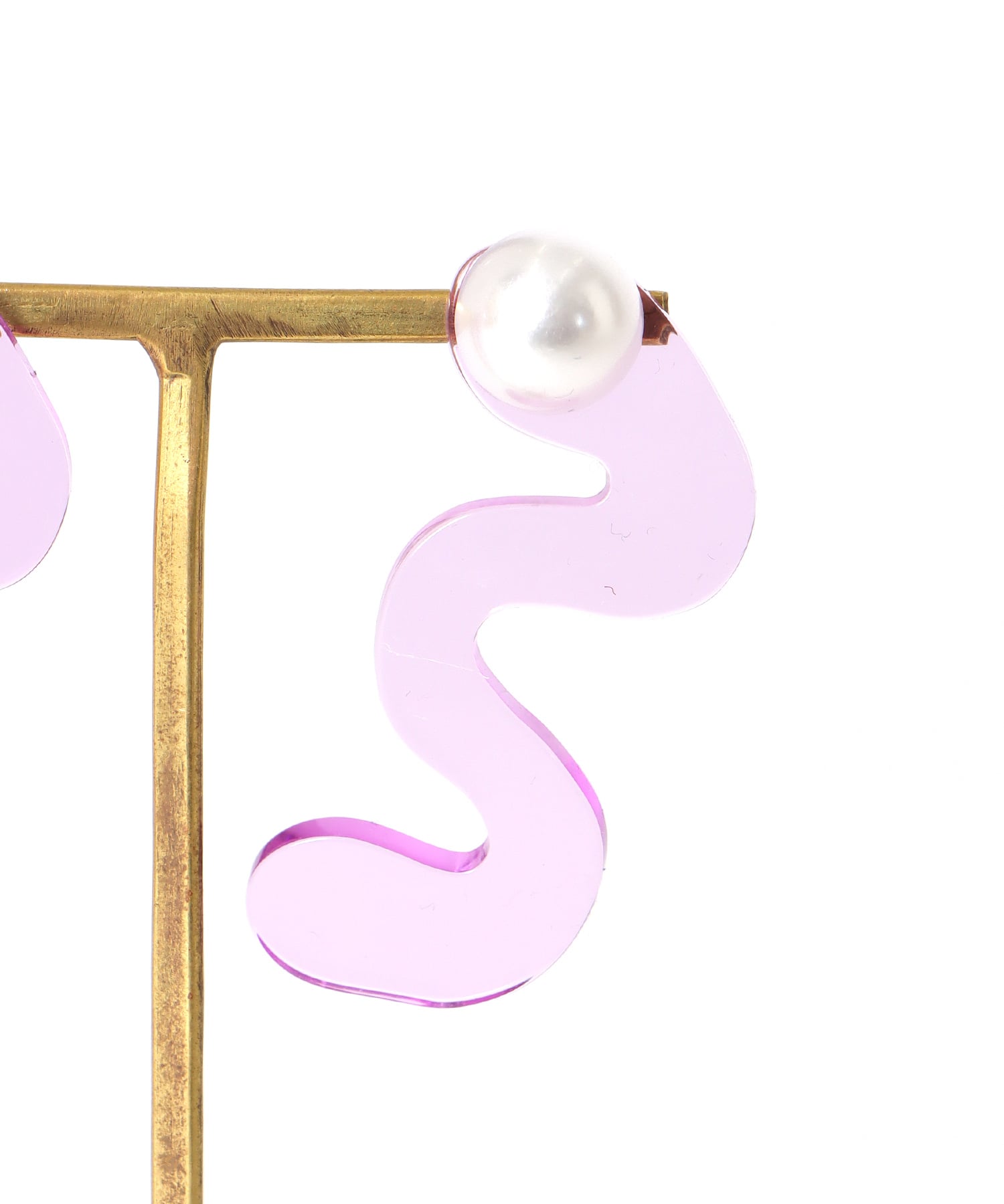 ウェーブアクリルパールピアス