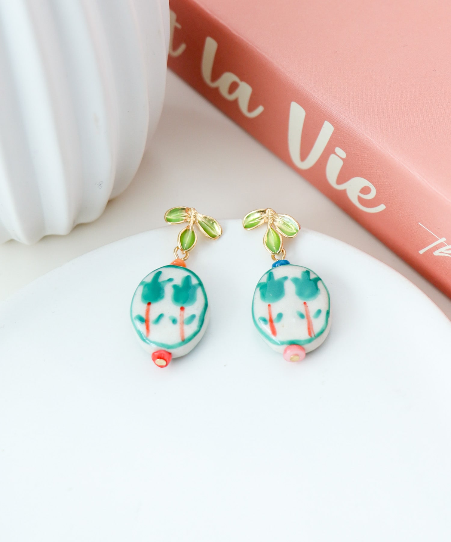 ペイントチューリップダエンピアス