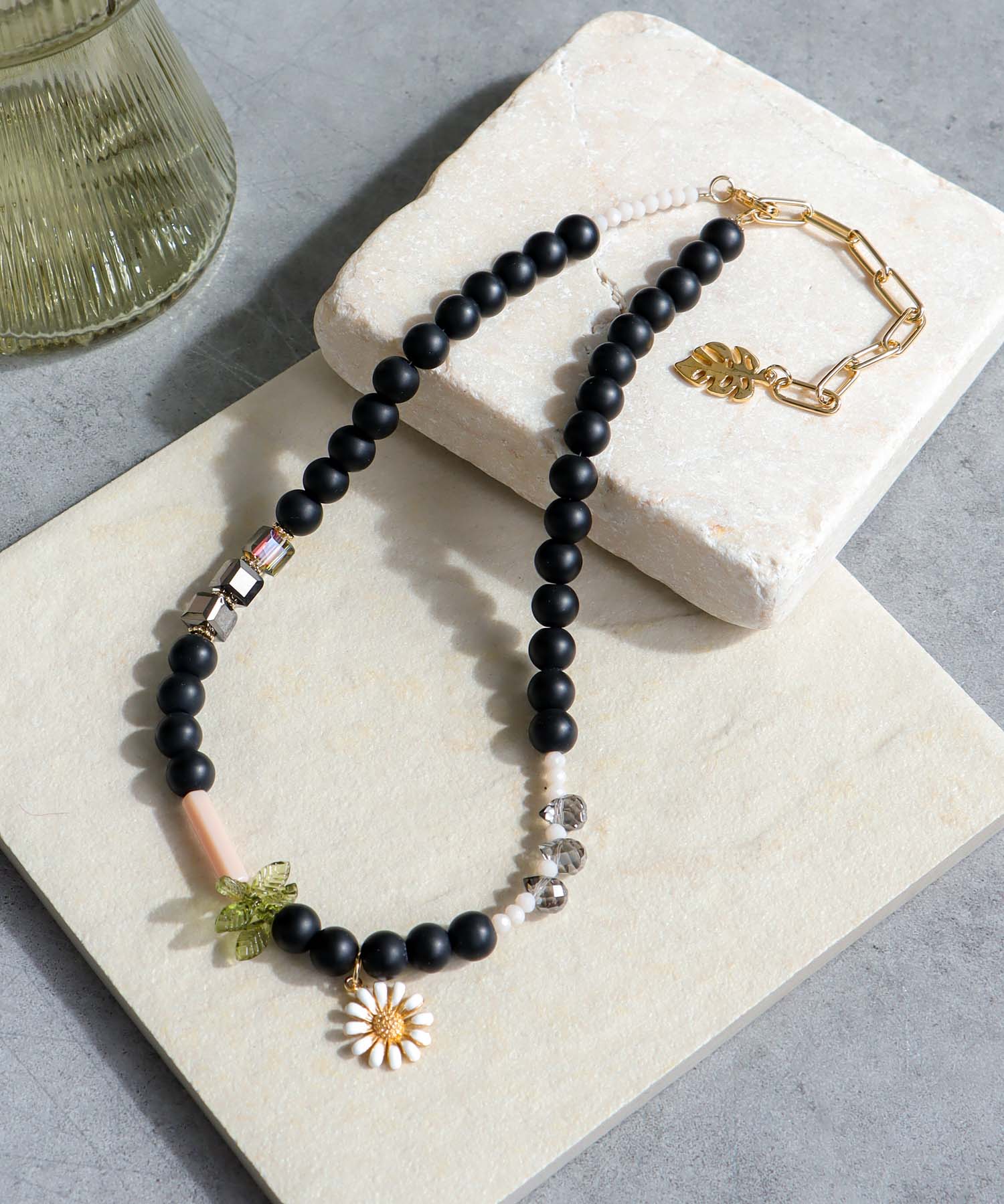 フラワーチャームカラーネックレス