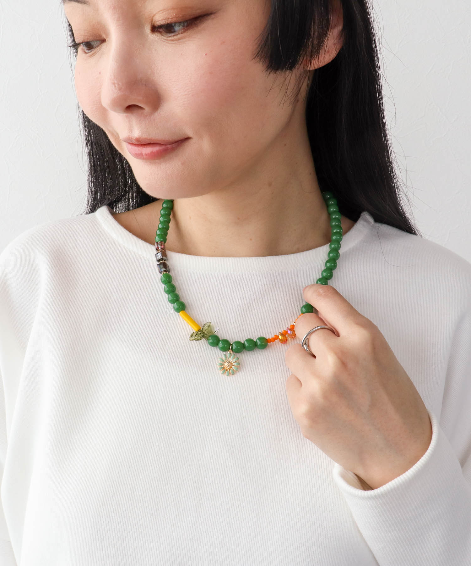 フラワーチャームカラーネックレス