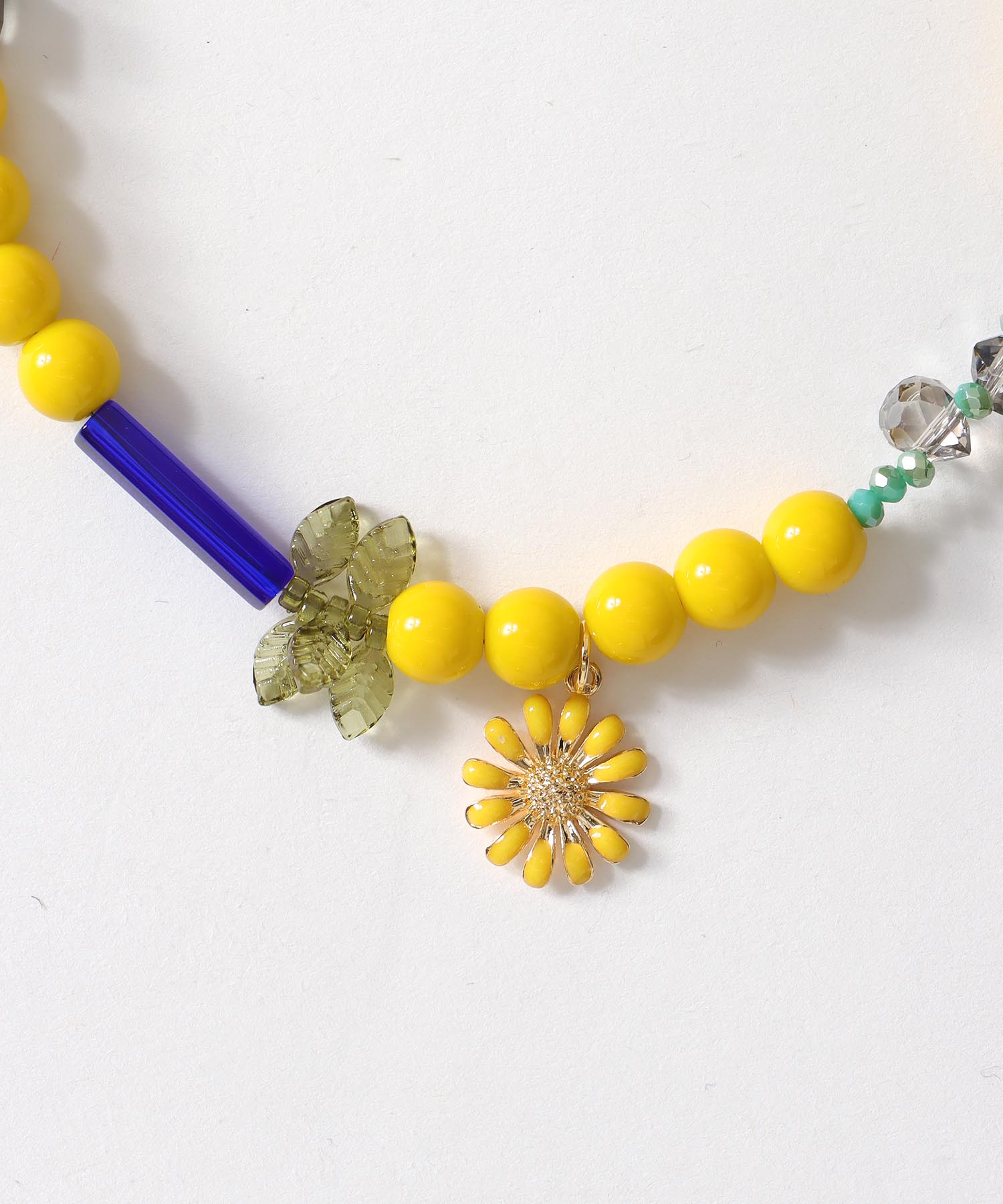 フラワーチャームカラーネックレス