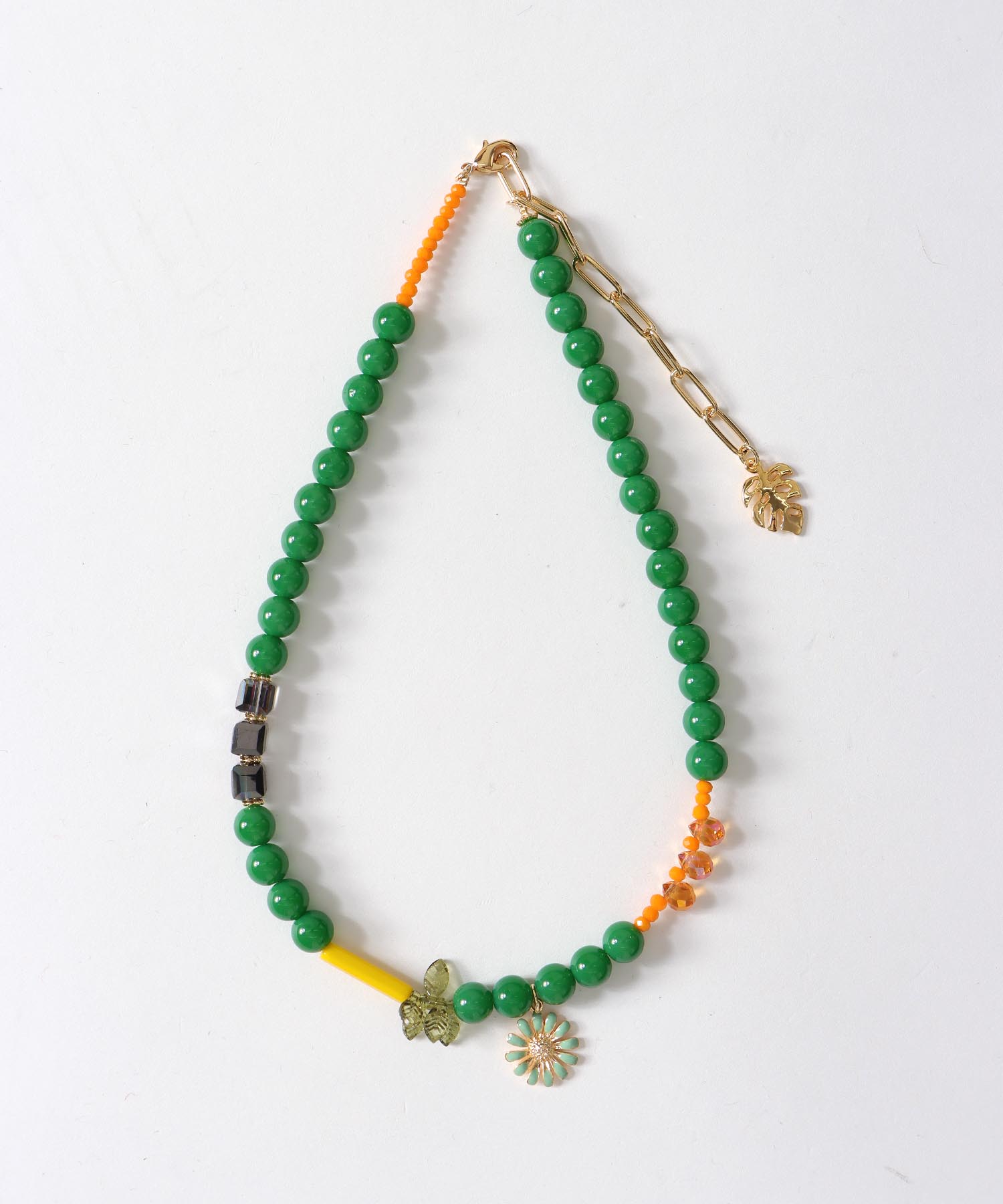 フラワーチャームカラーネックレス