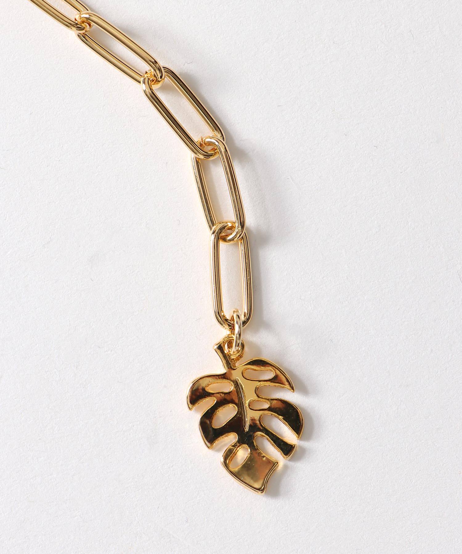 フラワーチャームカラーネックレス