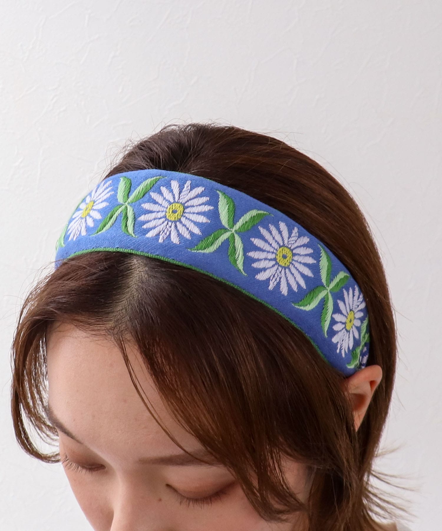 刺繍テープカチューシャ