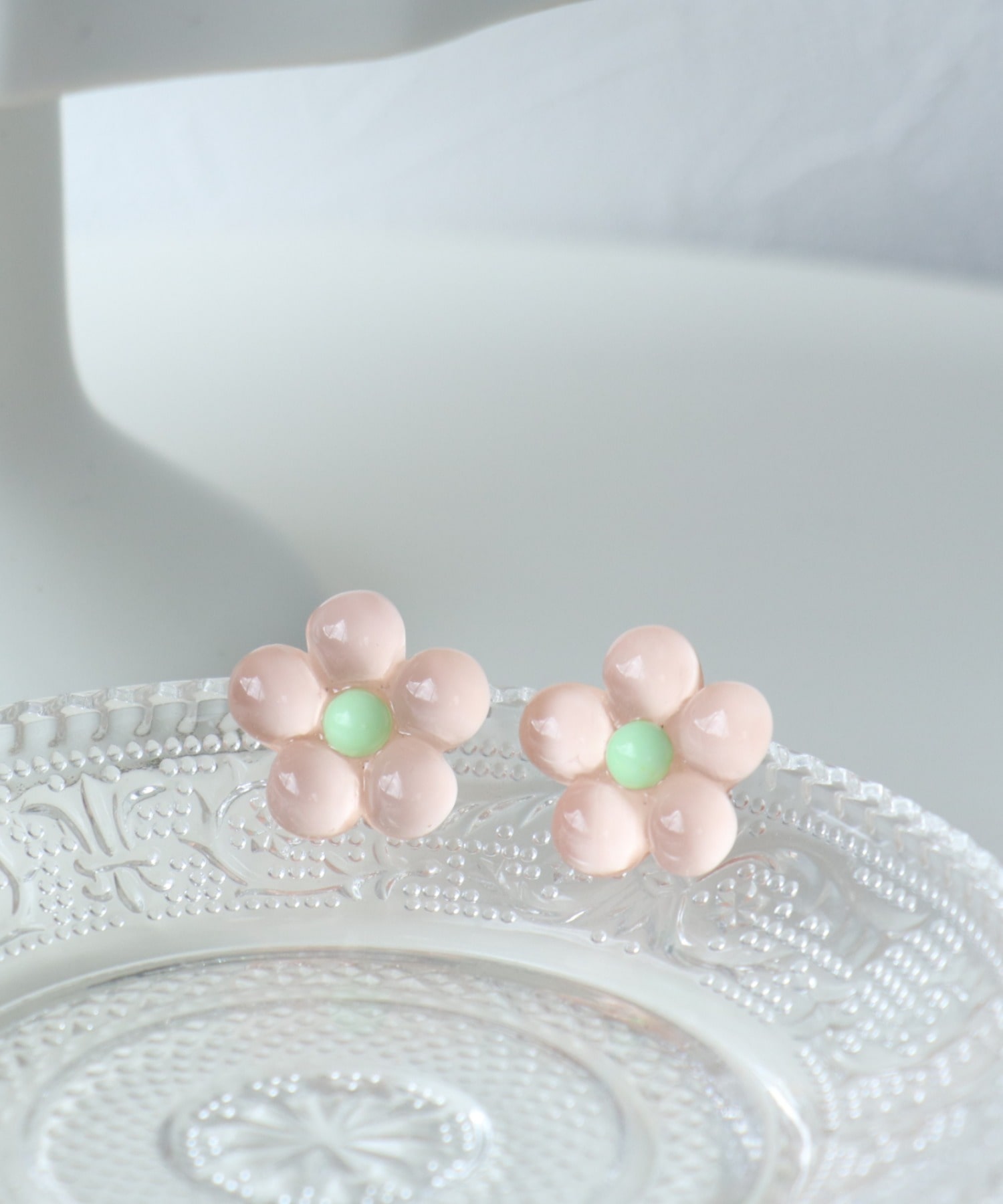 パステルクリアフラワーピアス