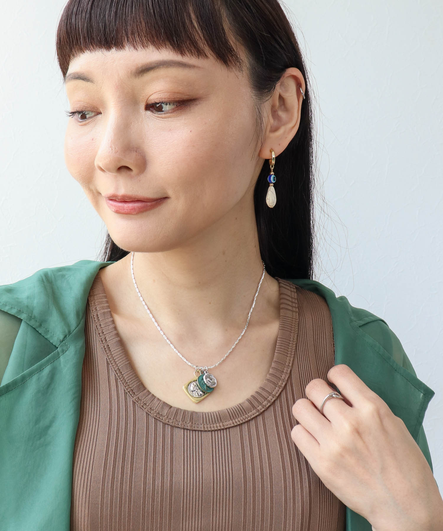 コイン×ストーンアシメピアス