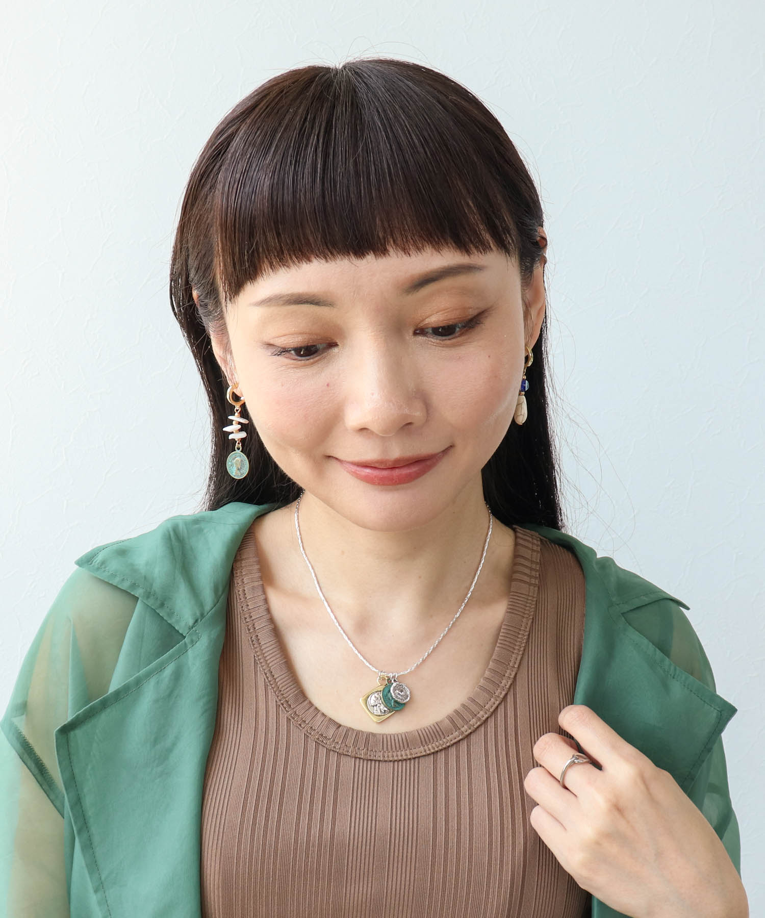 コイン×ストーンアシメピアス