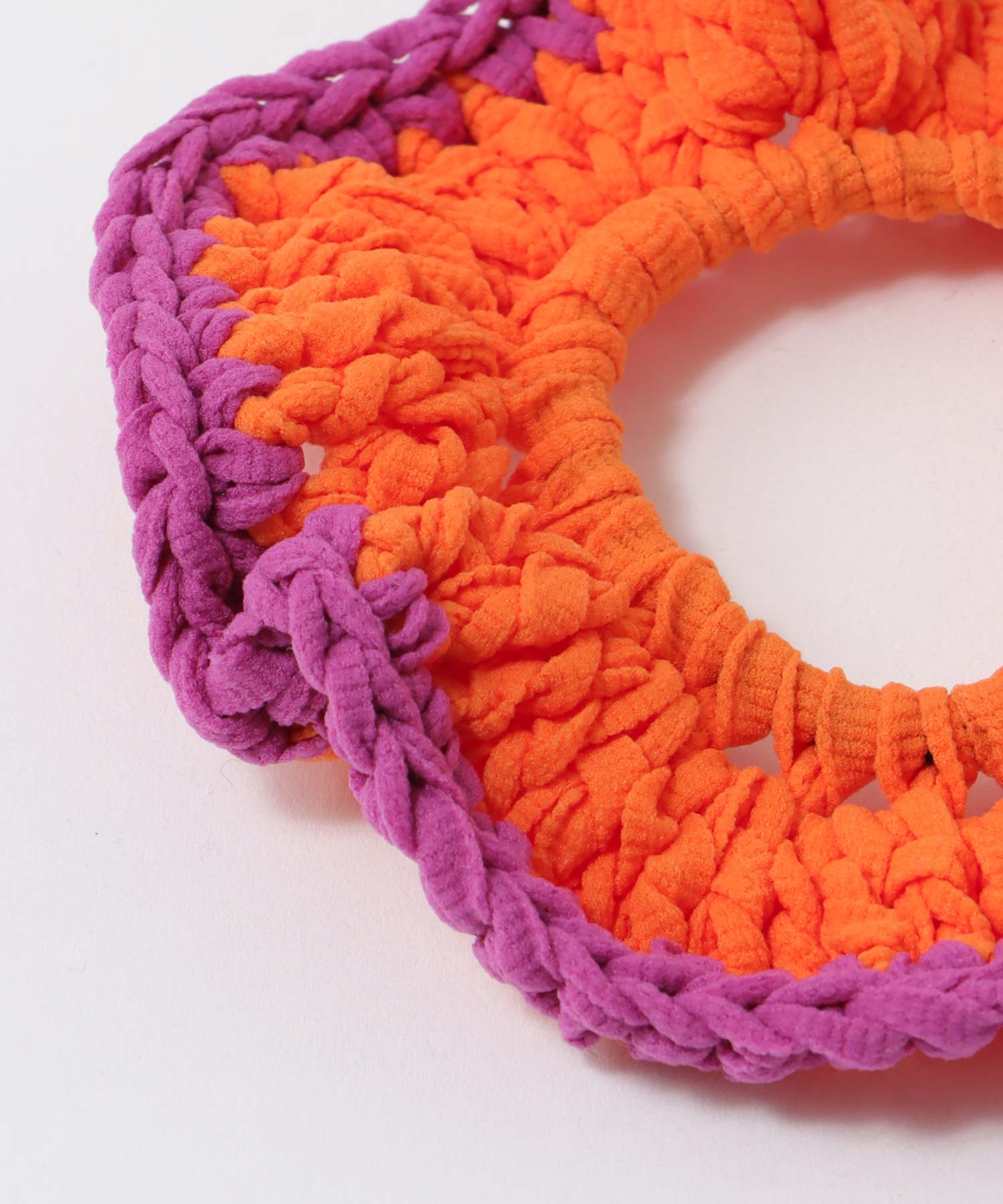 かぎ針パイピングシュシュ