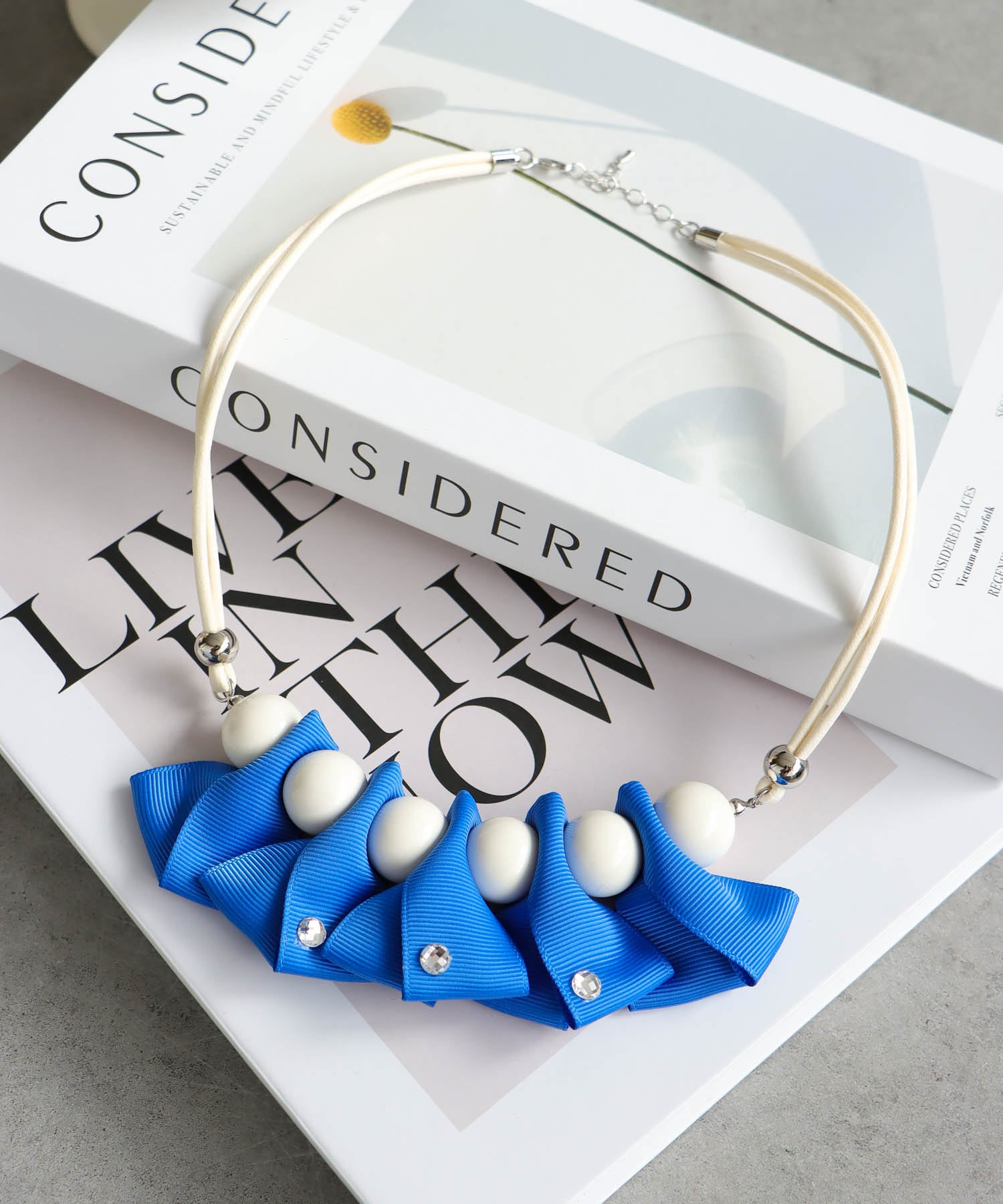 グログランリボンフリルネックレス