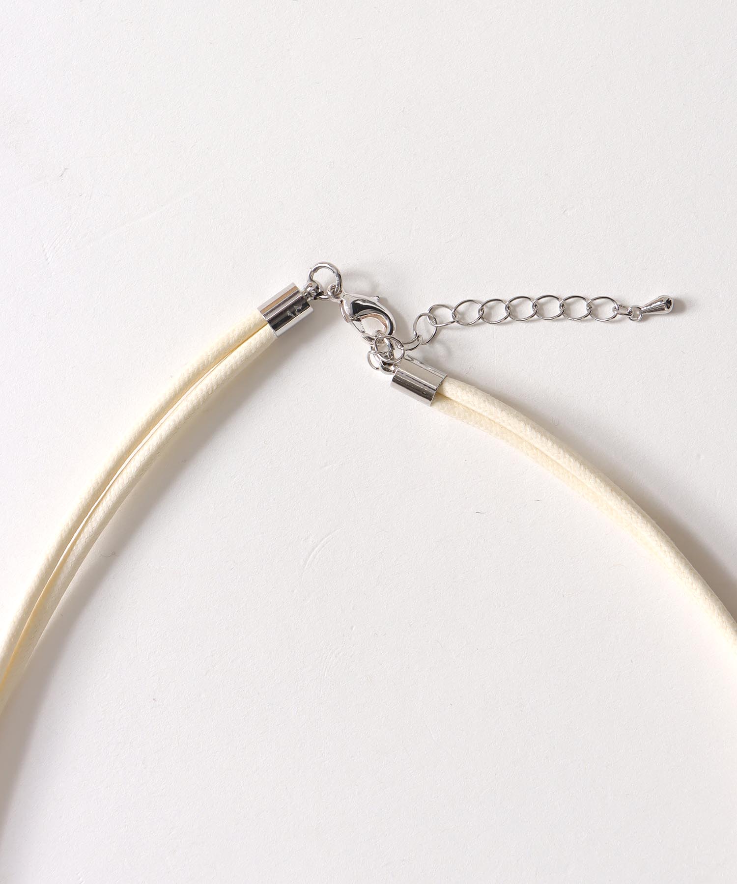 グログランリボンフリルネックレス