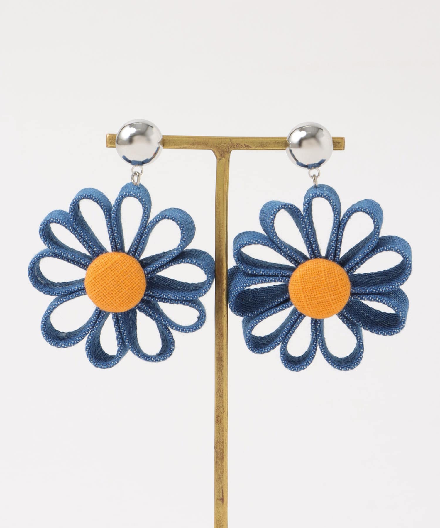 デニムフラワーピアス