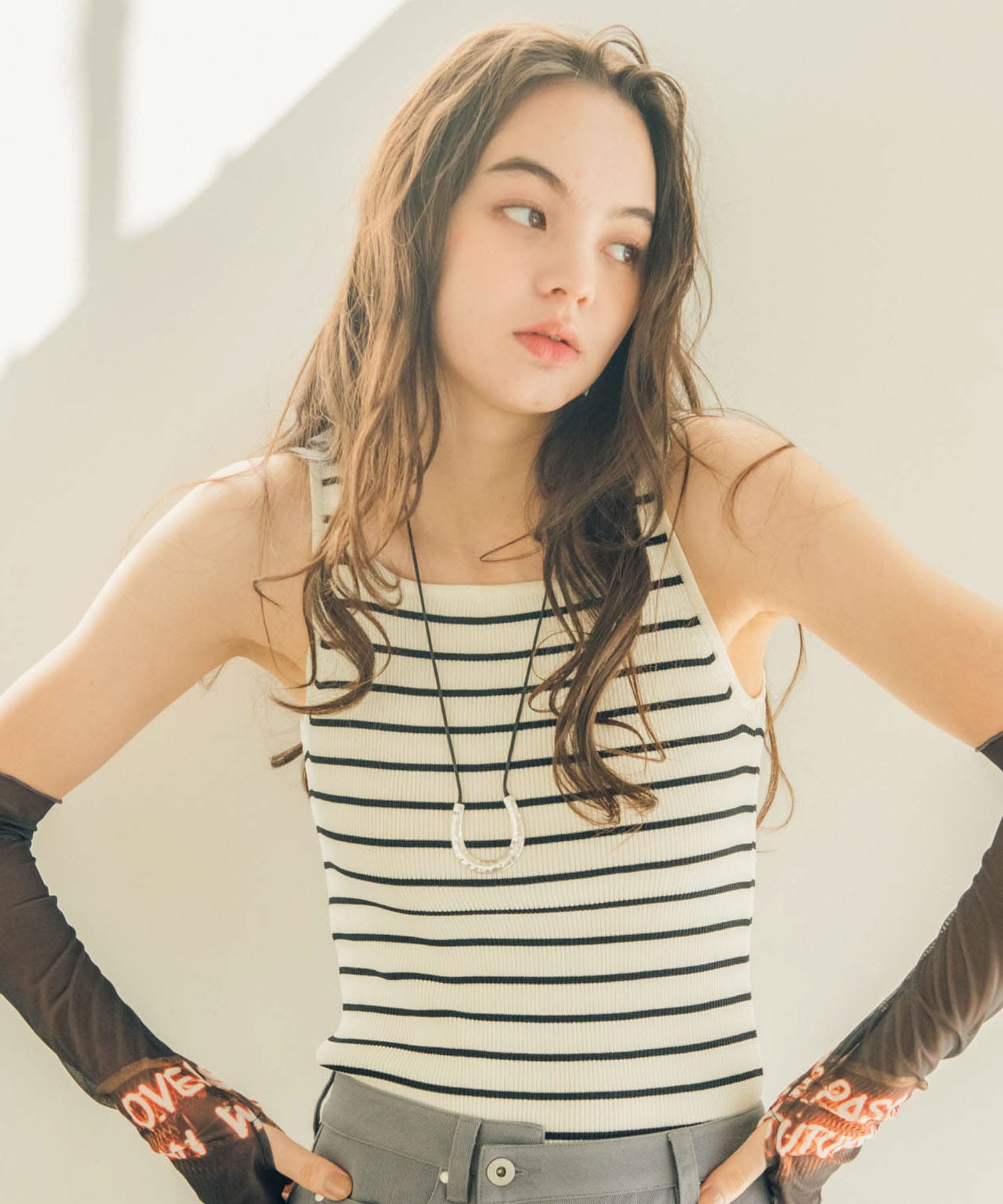 馬蹄革紐ネックレス