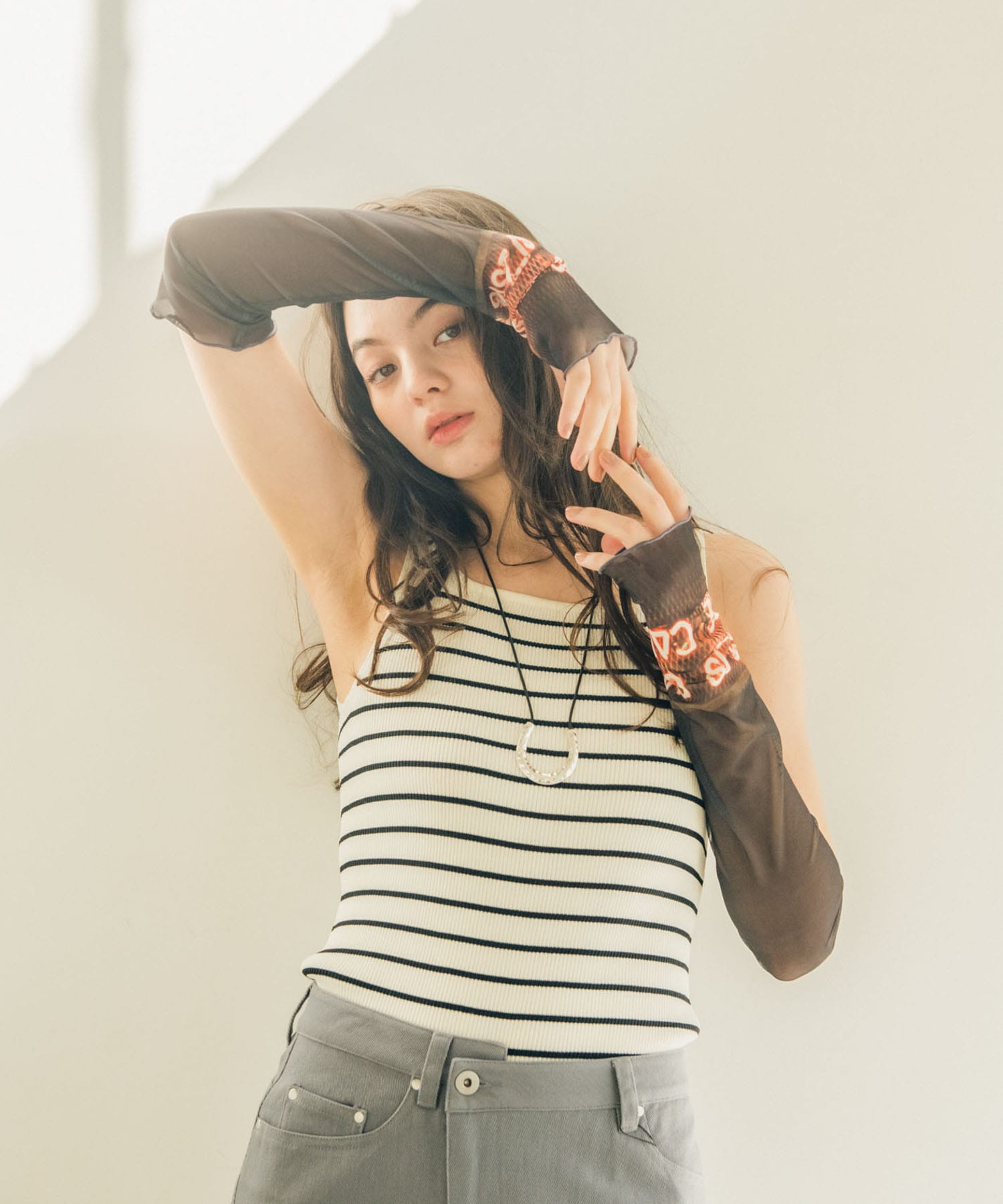 馬蹄革紐ネックレス