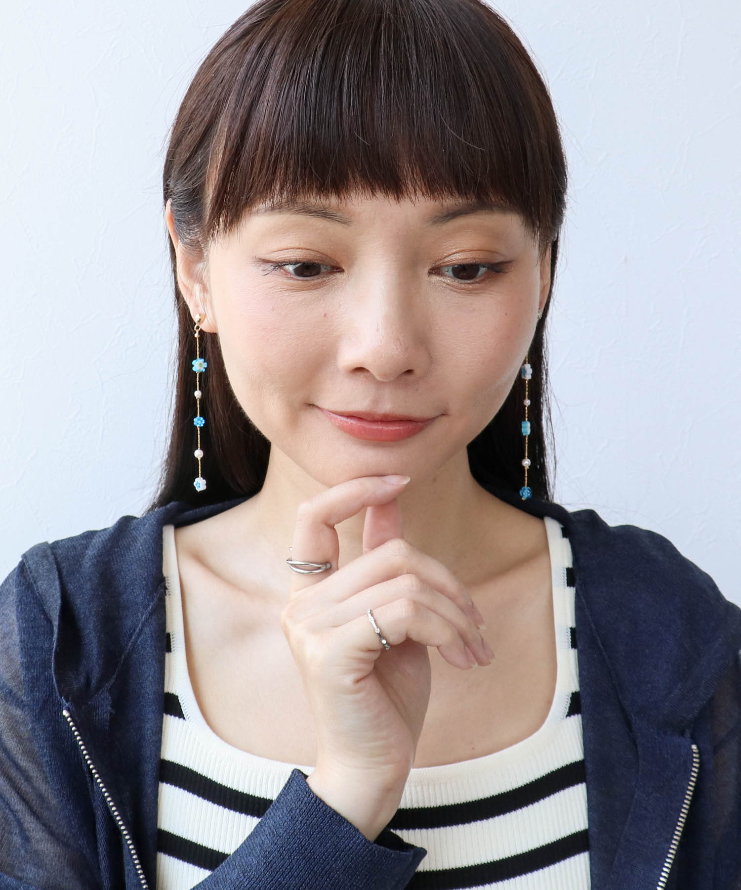 フラワービーズロングピアス