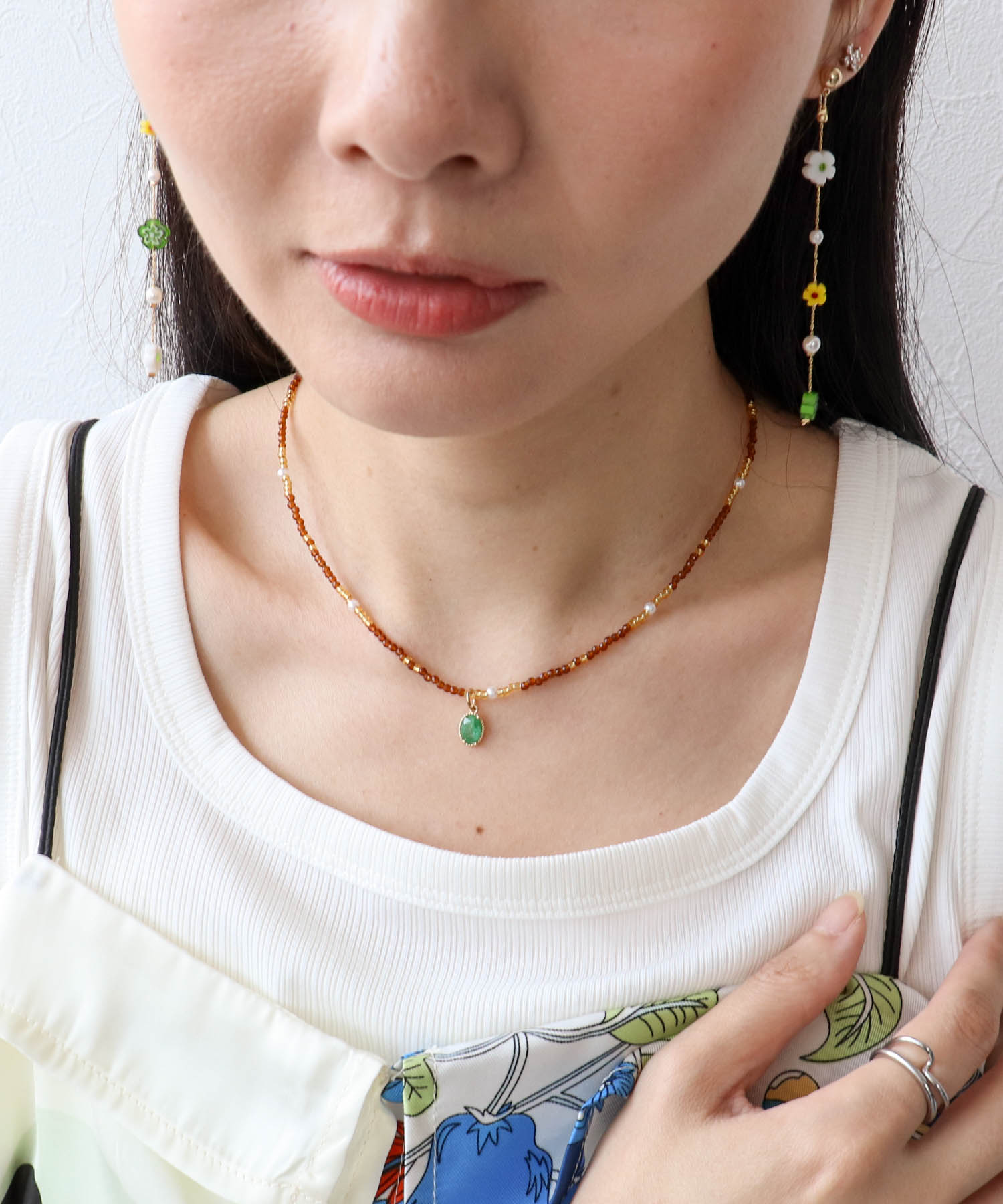 フラワービーズロングピアス