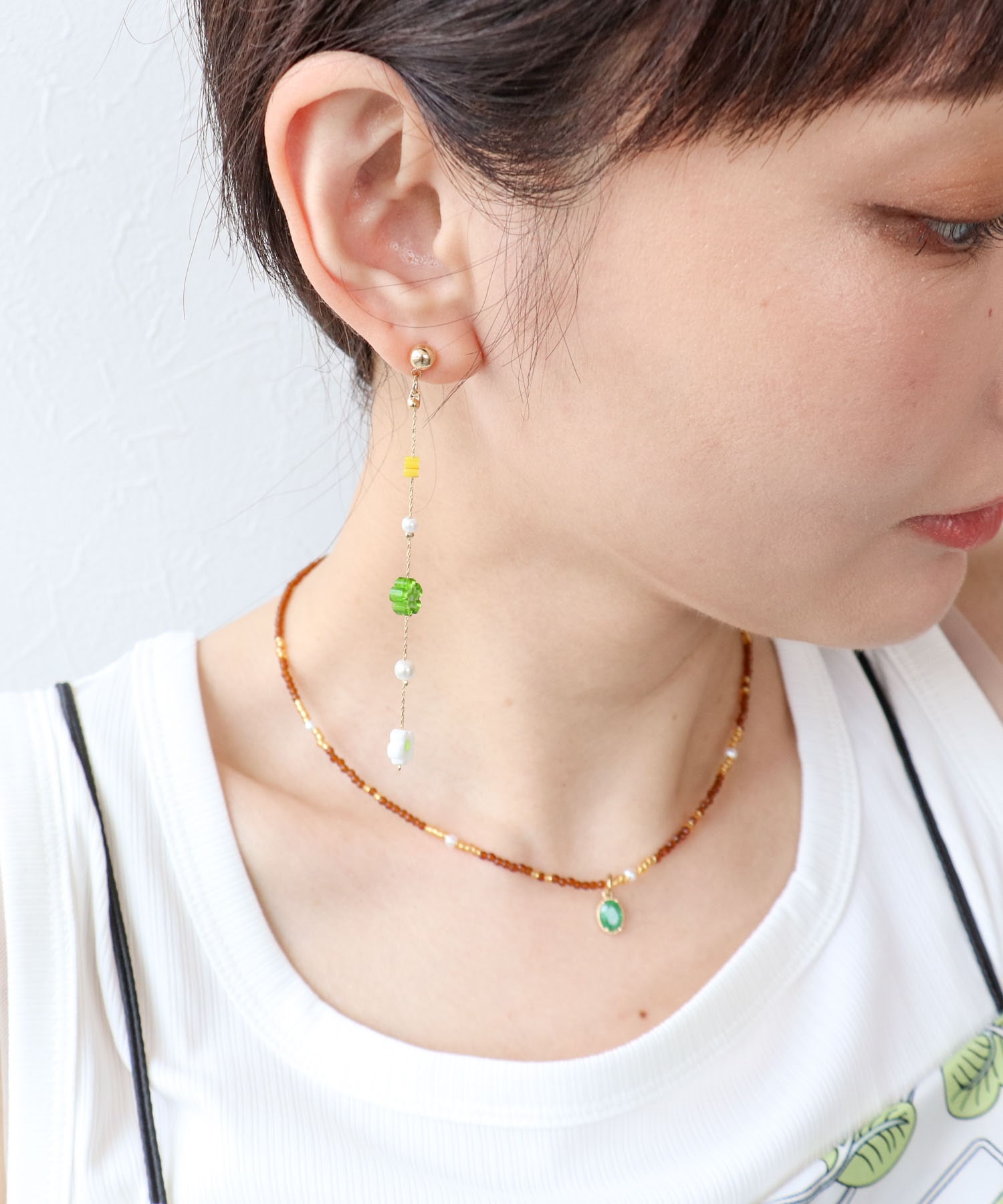 フラワービーズロングピアス