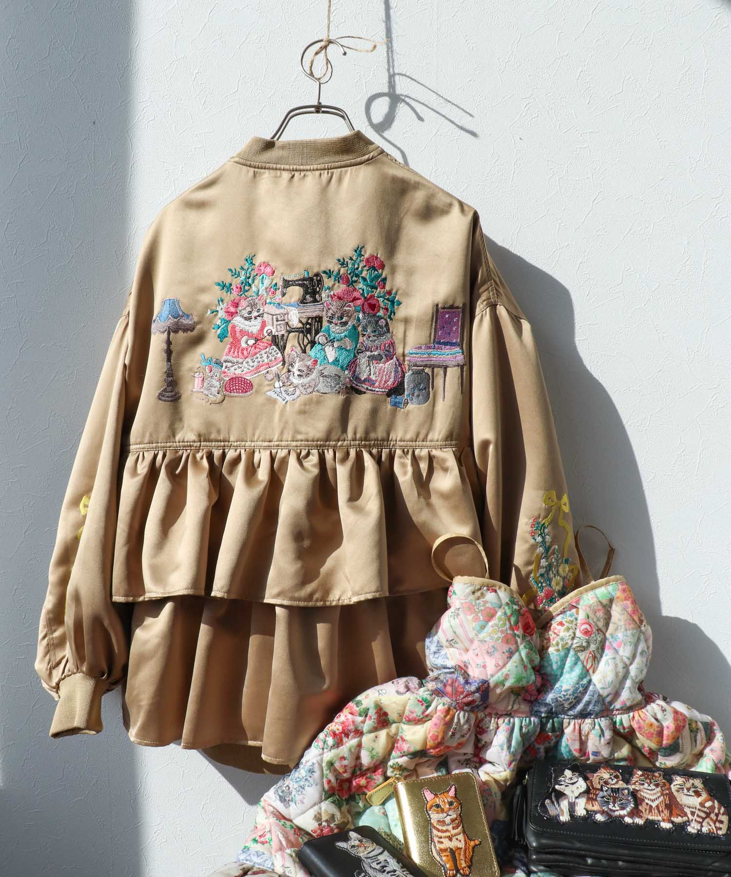 ＜一部店舗・WEB限定＞【tamaoworld】Crafting Cats Frill jacket