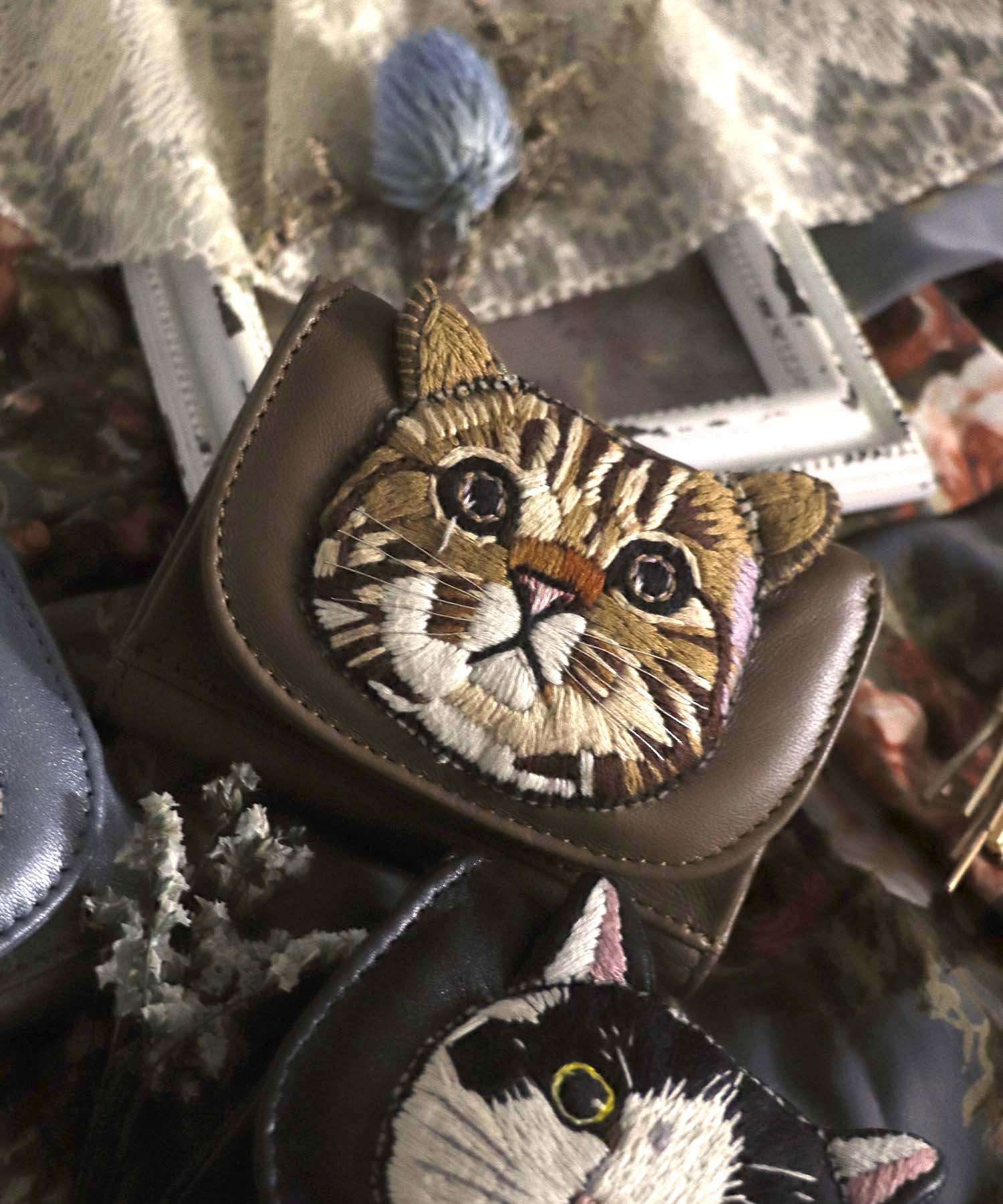 ＜一部店舗・WEB限定＞【tamaoworld】Leather mini catwallet