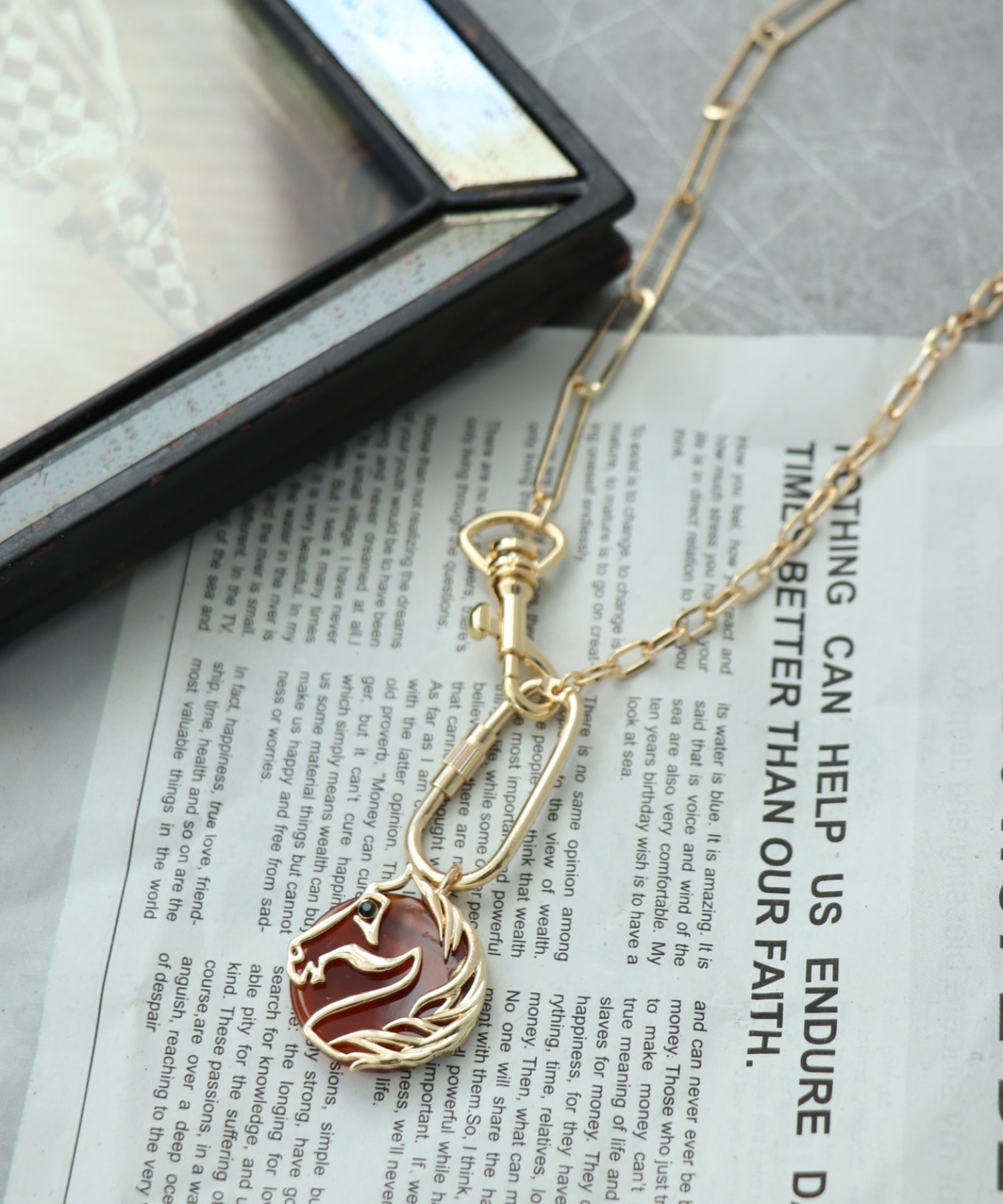 ホースプレートカラビナネックレス