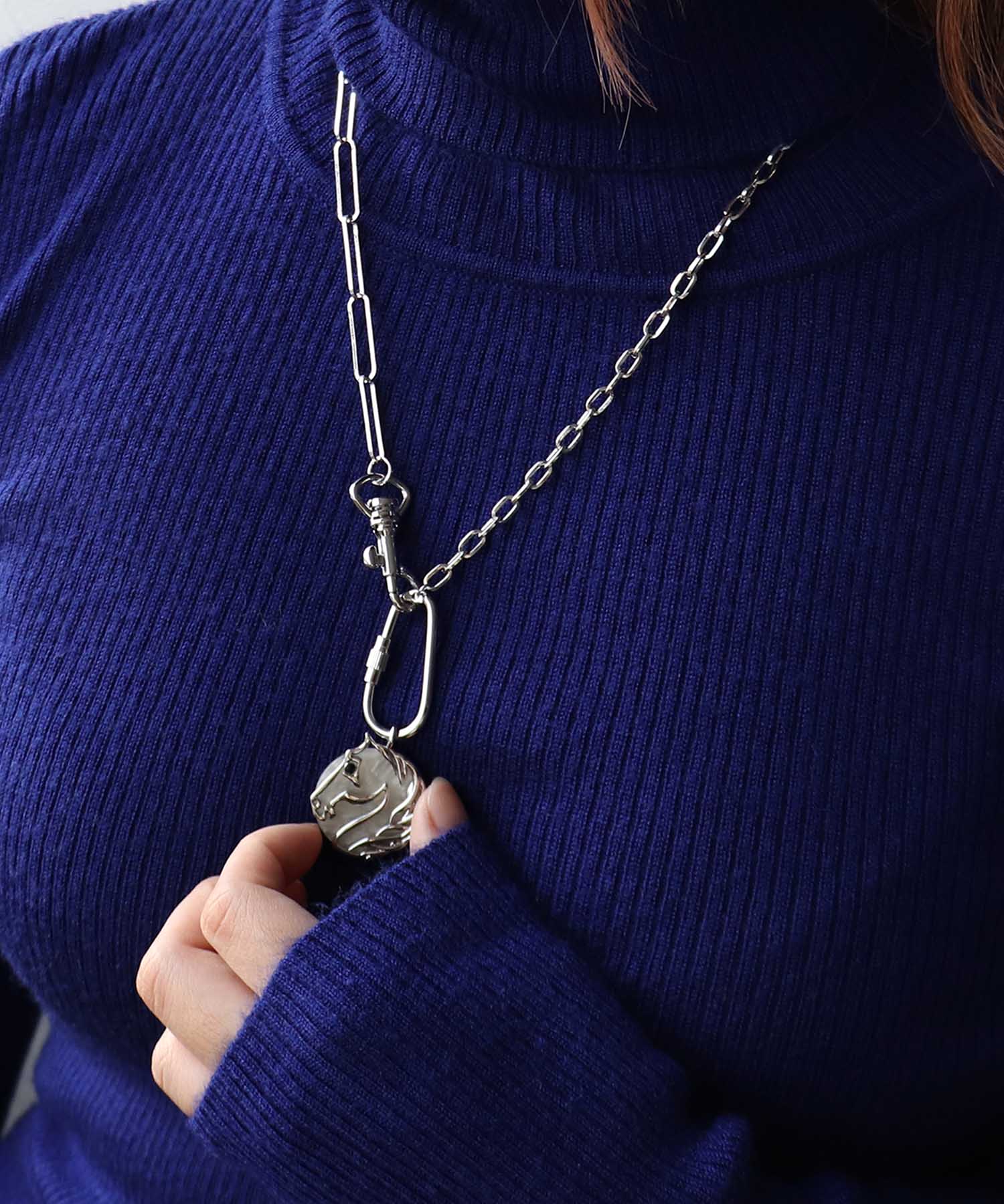 ホースプレートカラビナネックレス