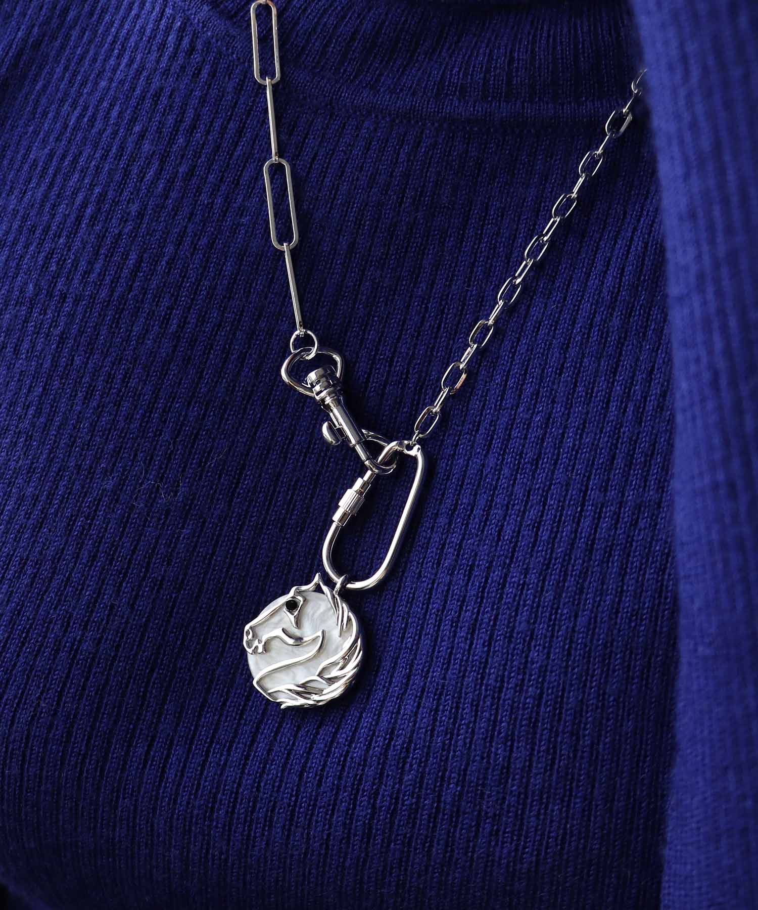 ホースプレートカラビナネックレス