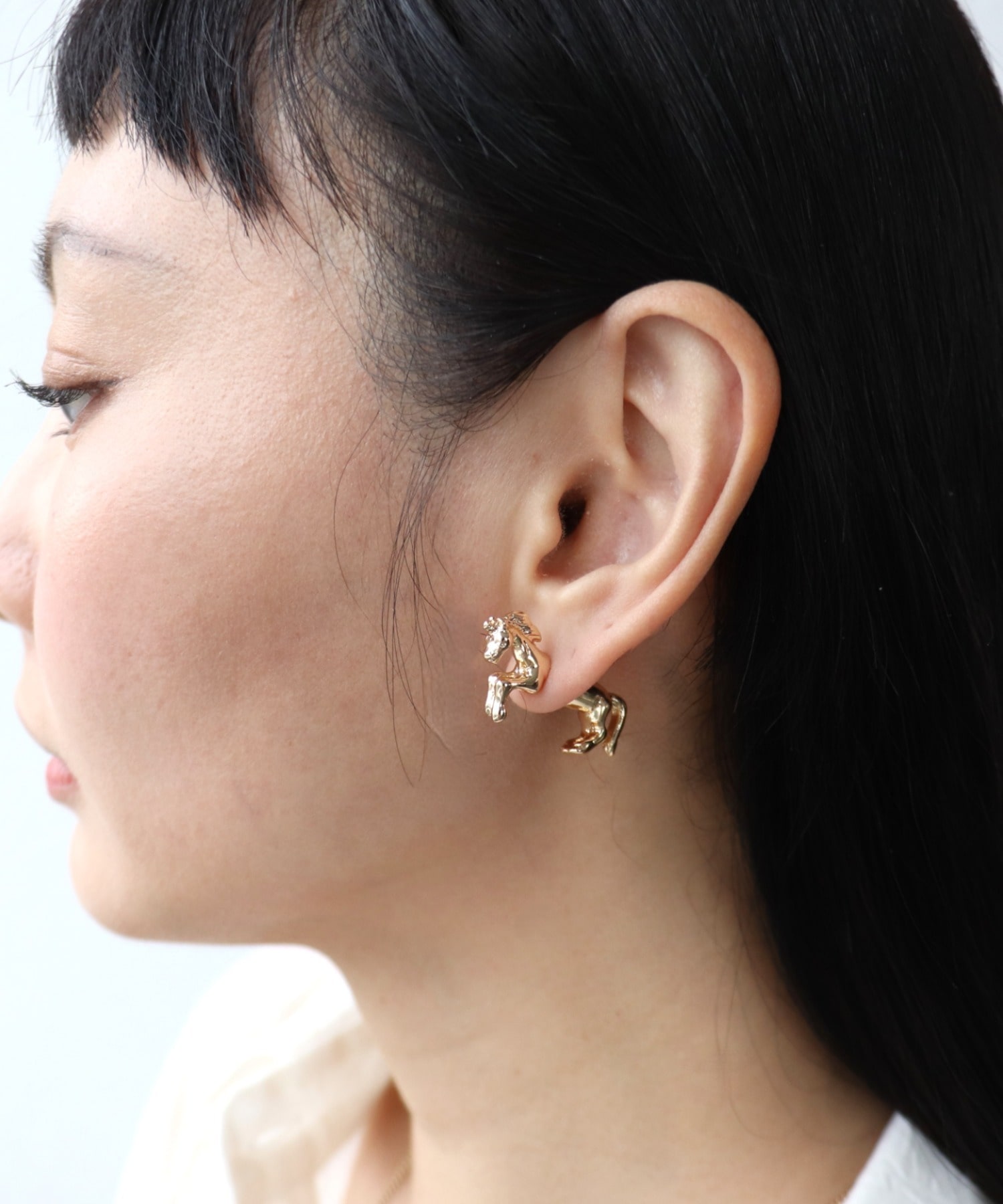 ホースキャッチピアス