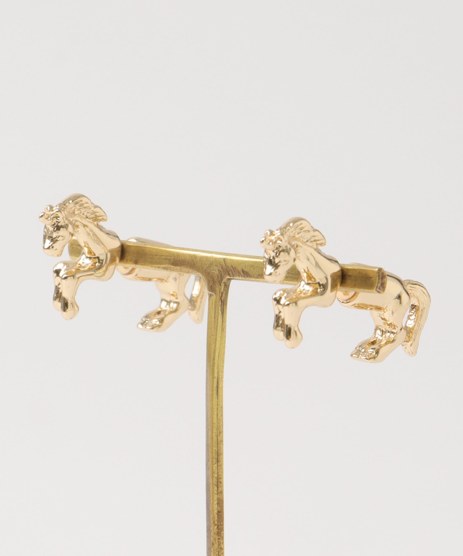 ホースキャッチピアス